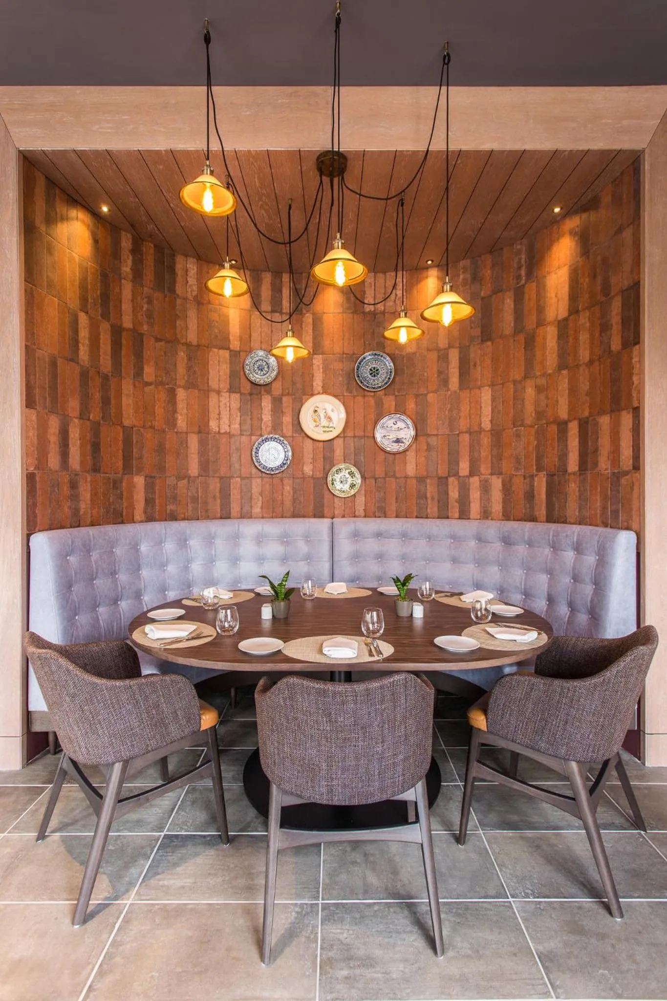 Restaurant/places to eat in Crowne Plaza Porto by IHG