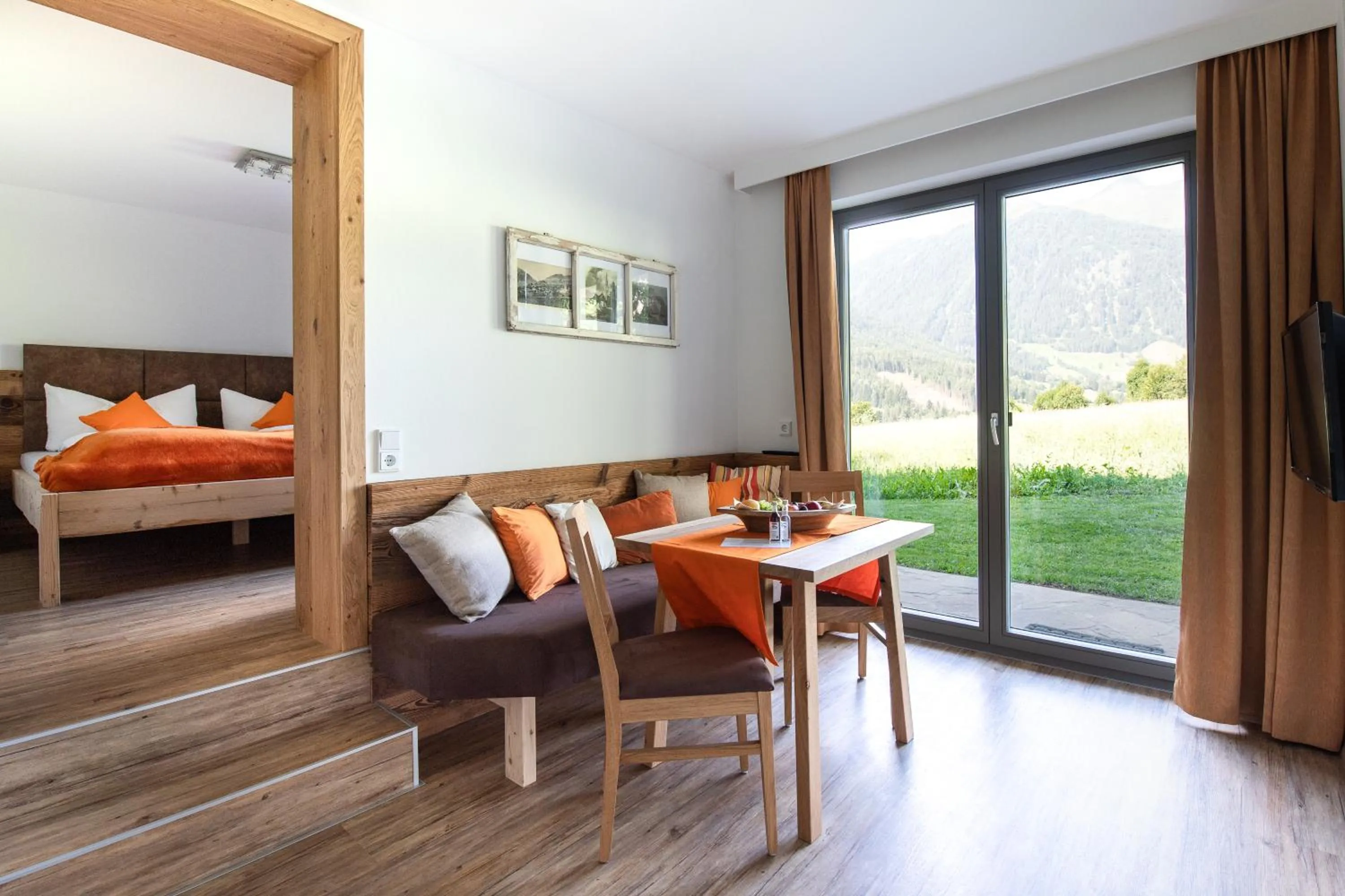 Living room, Bed in Binter Apartments