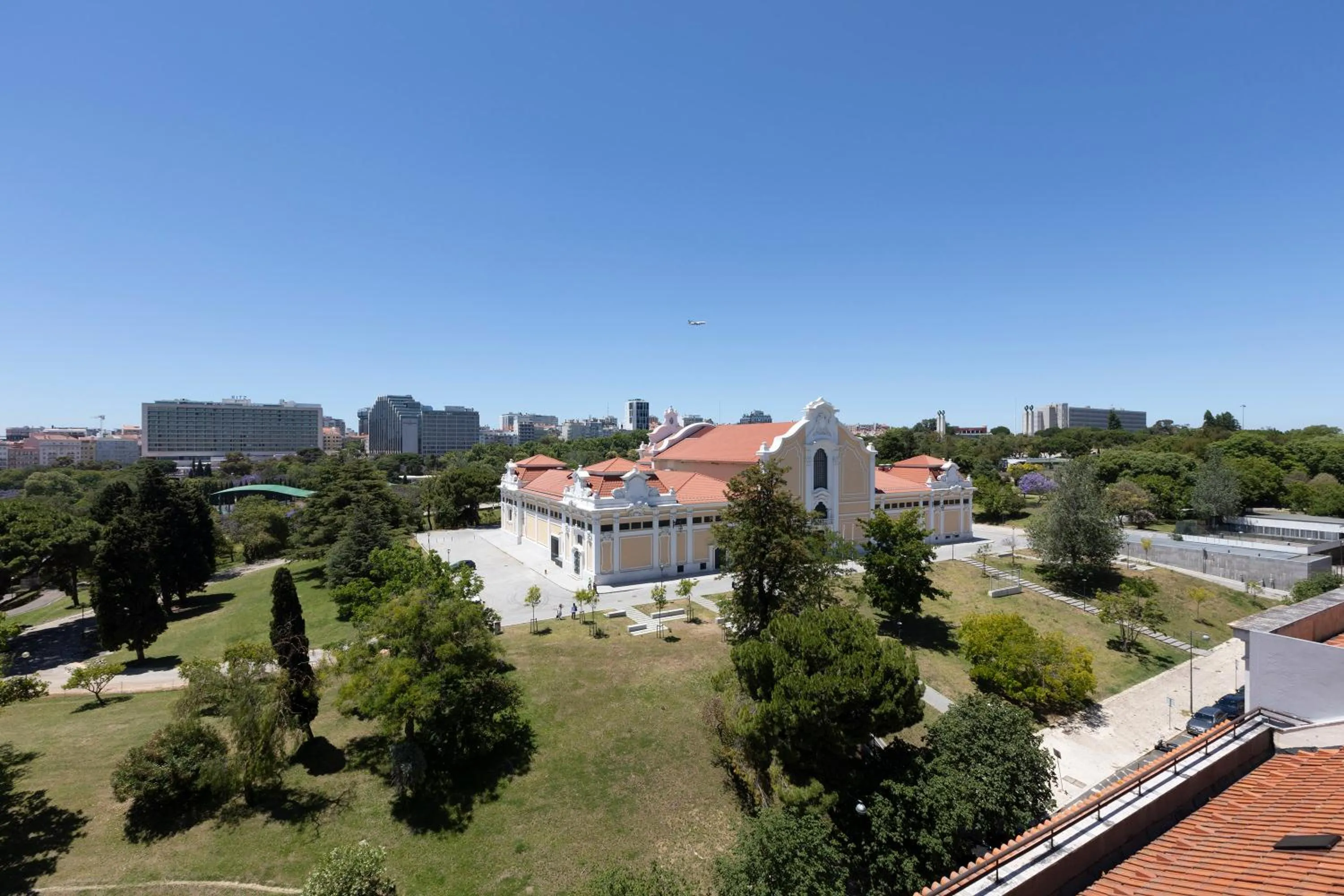 Garden view in Hotel Miraparque