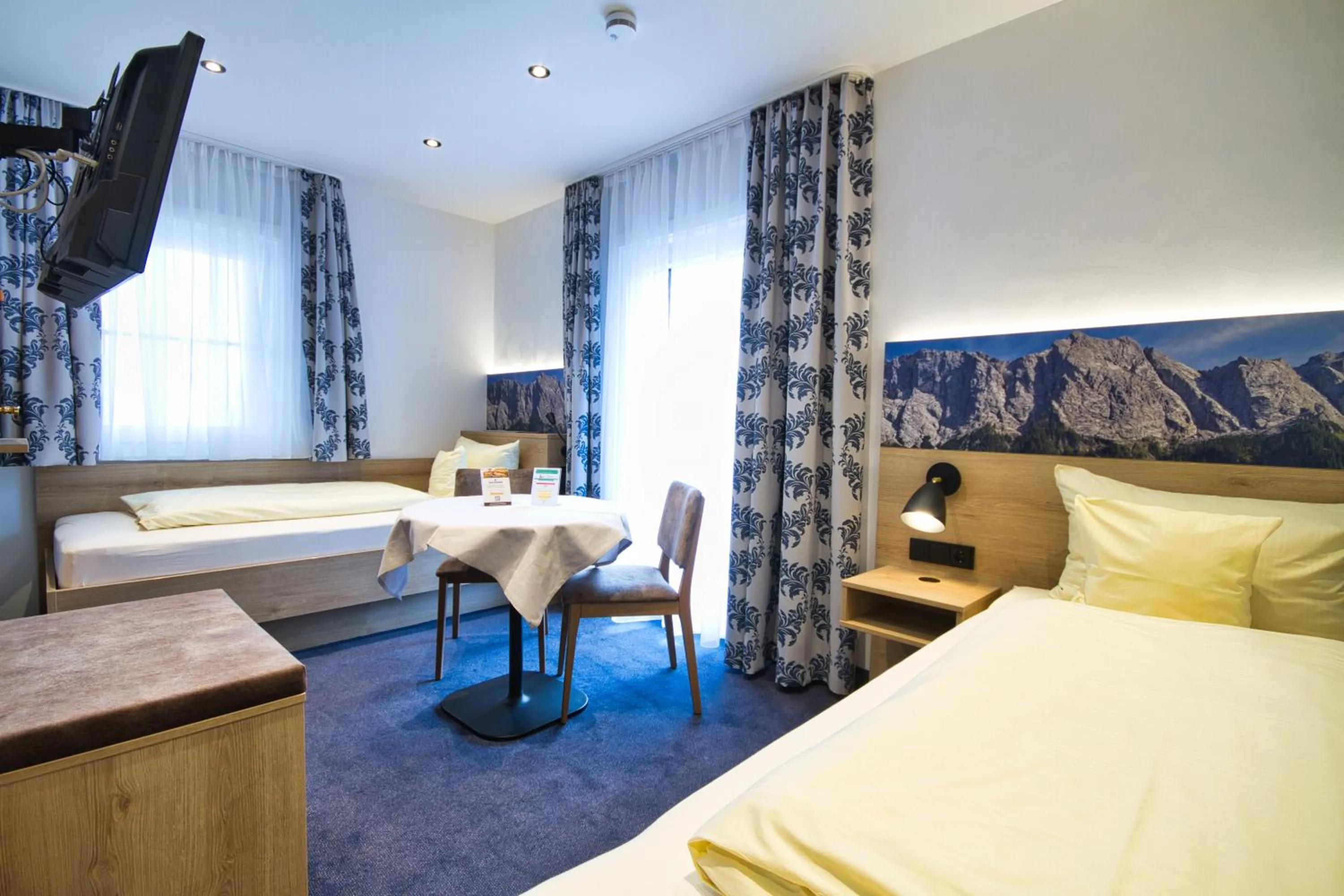 Bedroom, Bed in Zum Franziskaner