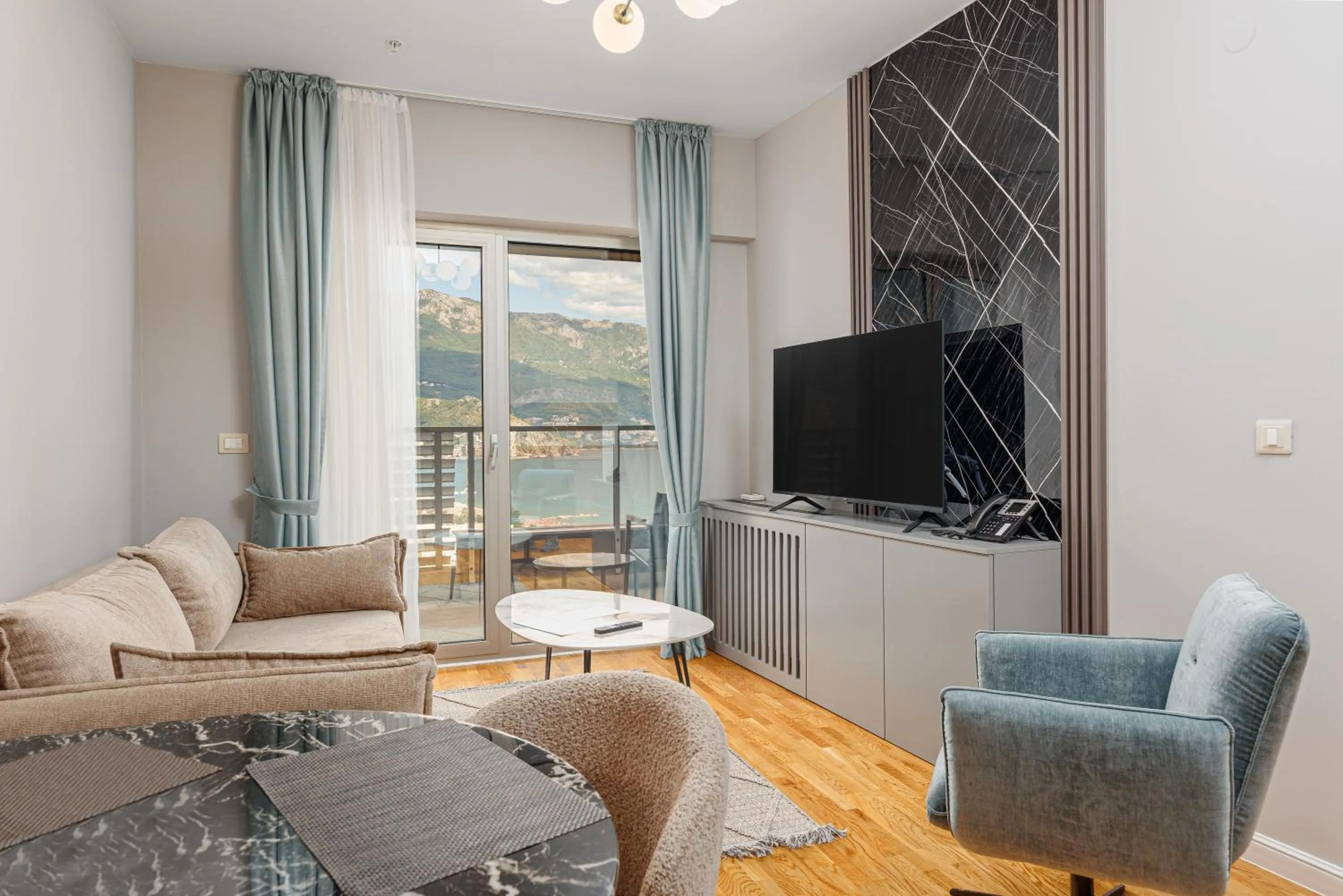 Living room in Hotel Harmonia by Dukley