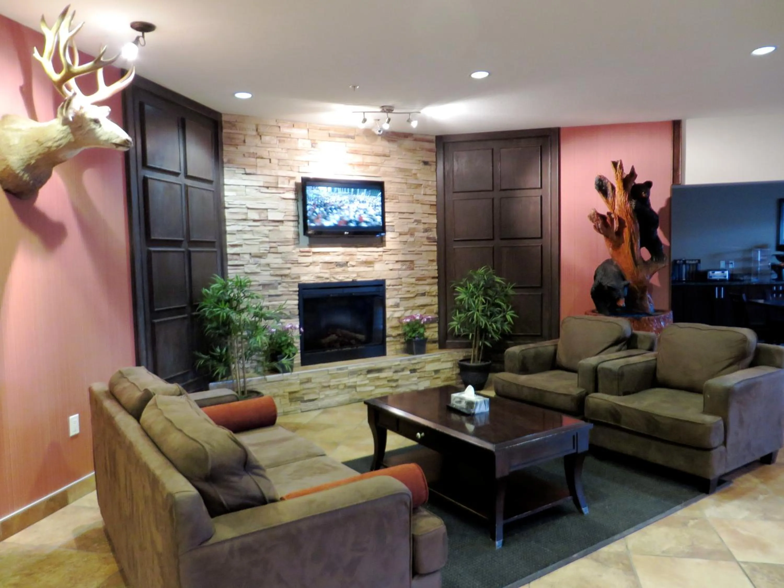 Decorative detail in Sigma Inn & Suites Hudson's Hope