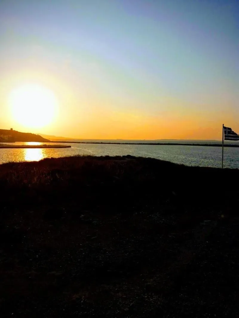 Sunset in Aerikohotel - Apartments