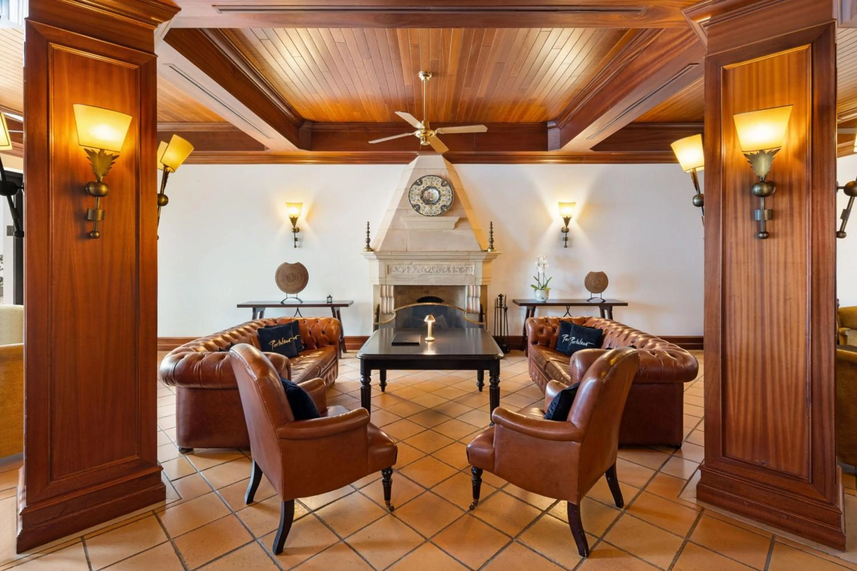 Restaurant/places to eat in Pine Cliffs Hotel, a Luxury Collection Resort, Algarve