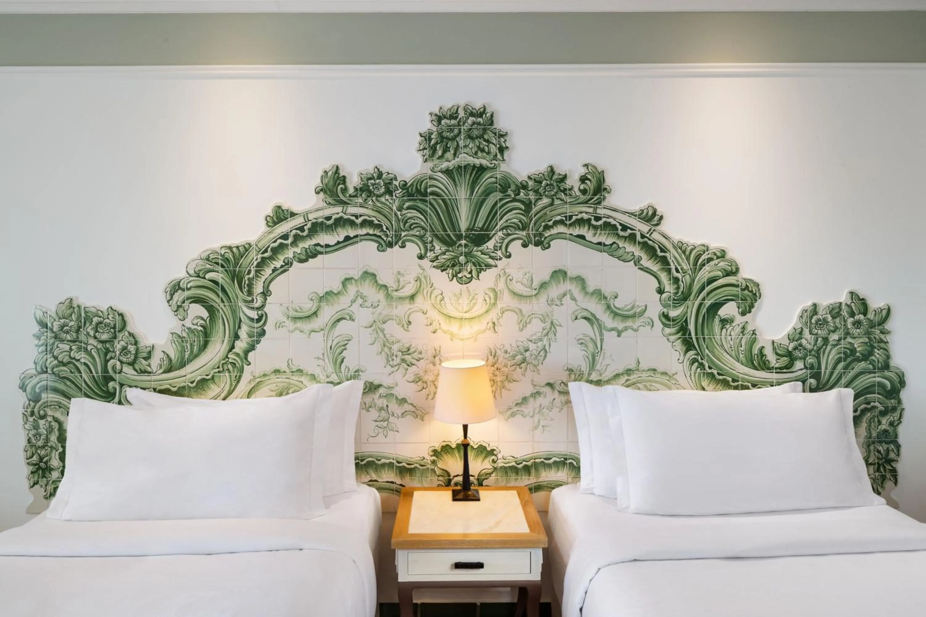 Photo of the whole room, Bed in Pine Cliffs Hotel, a Luxury Collection Resort, Algarve