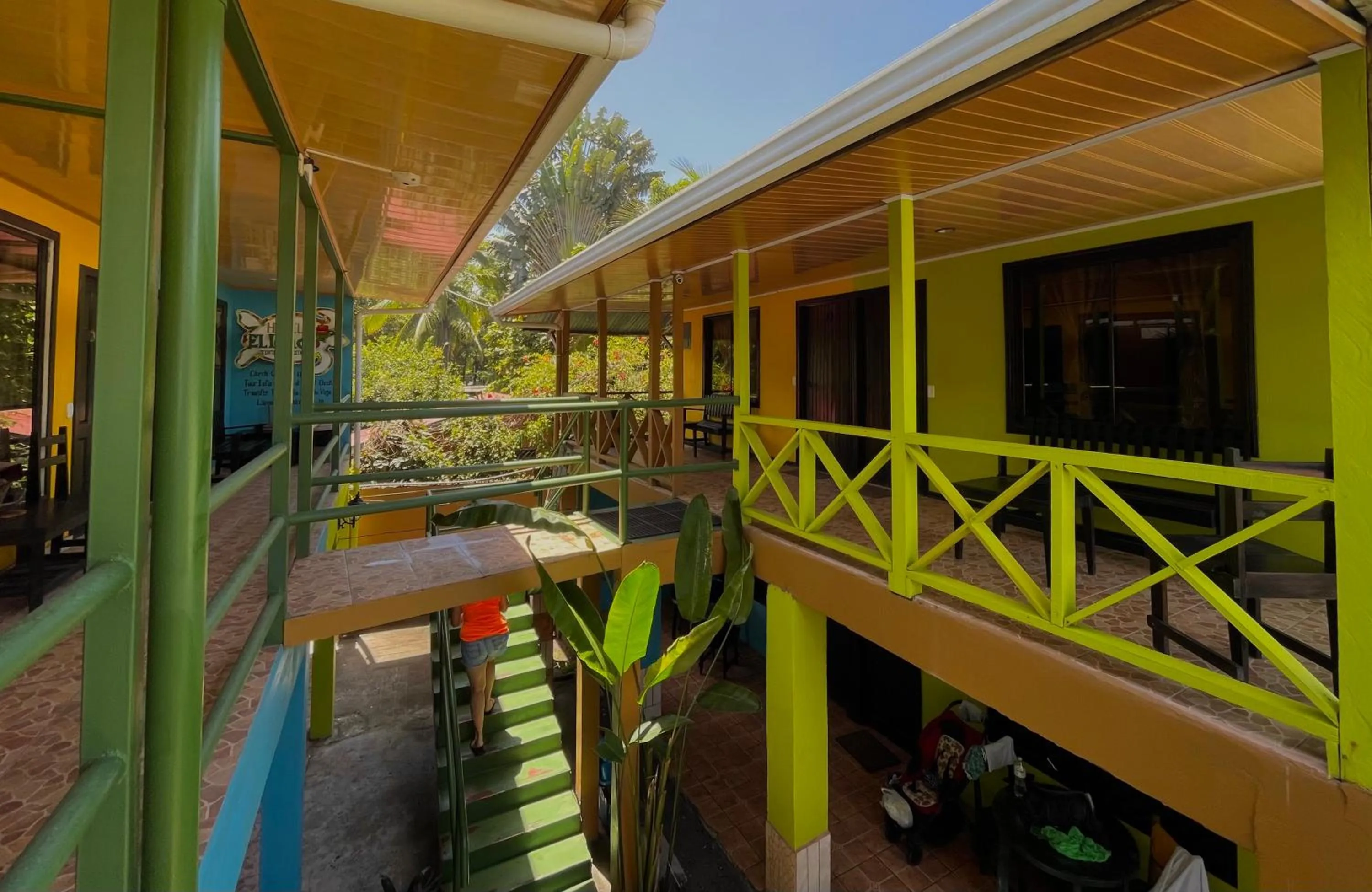 Balcony/Terrace in Hotel El Icaco Tortuguero
