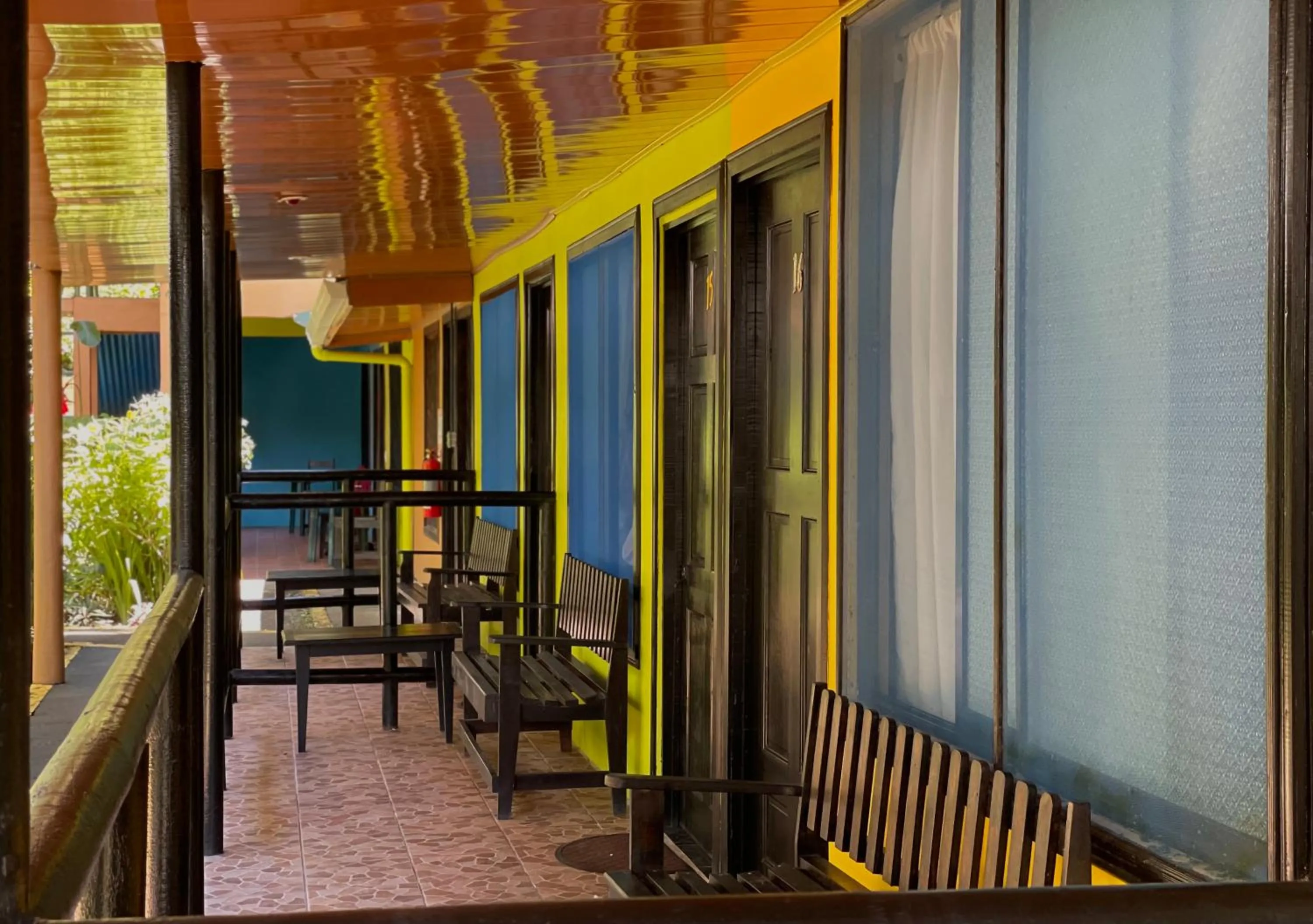 Patio in Hotel El Icaco Tortuguero