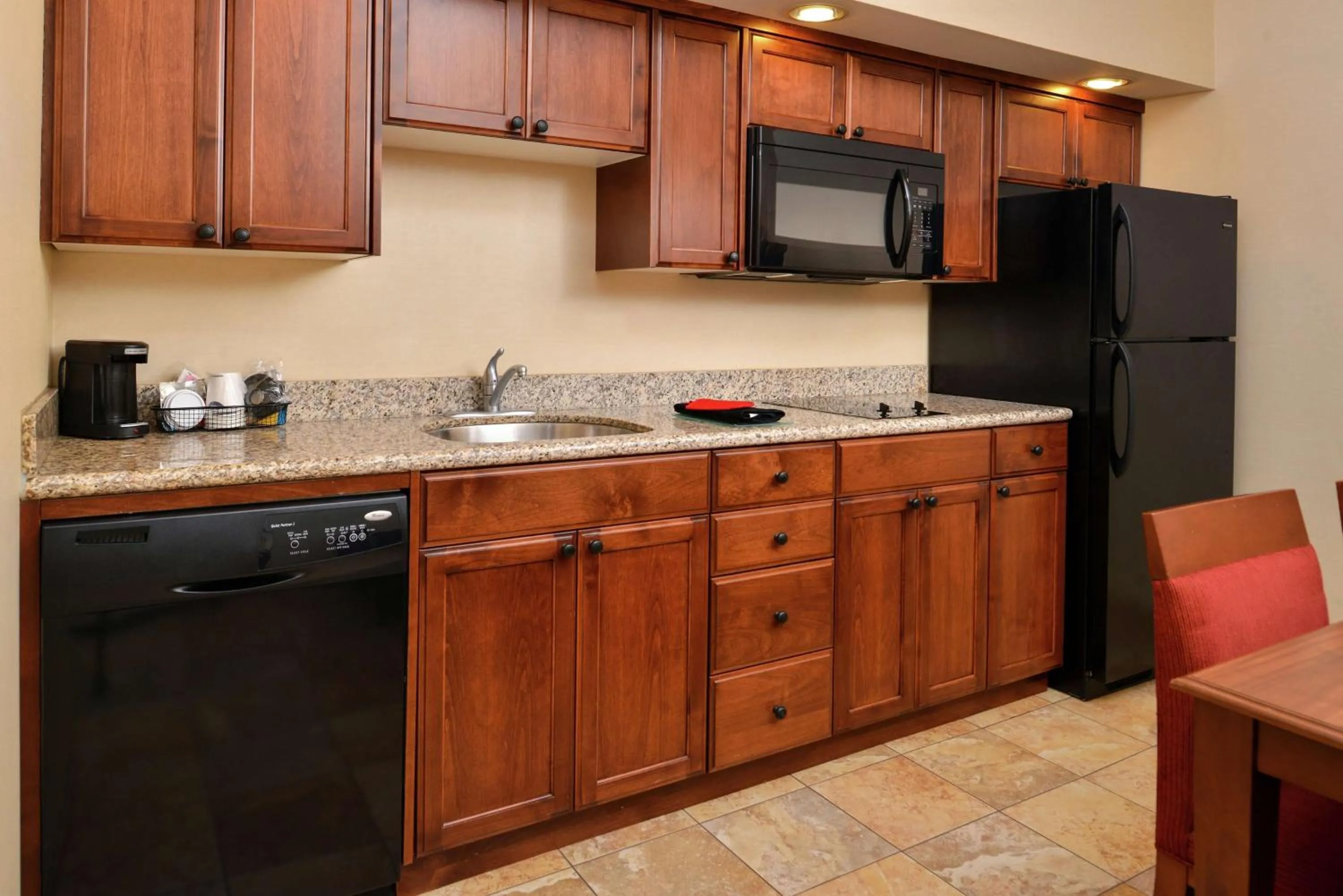 Kitchen or kitchenette in Hampton Inn Idaho Falls / Airport