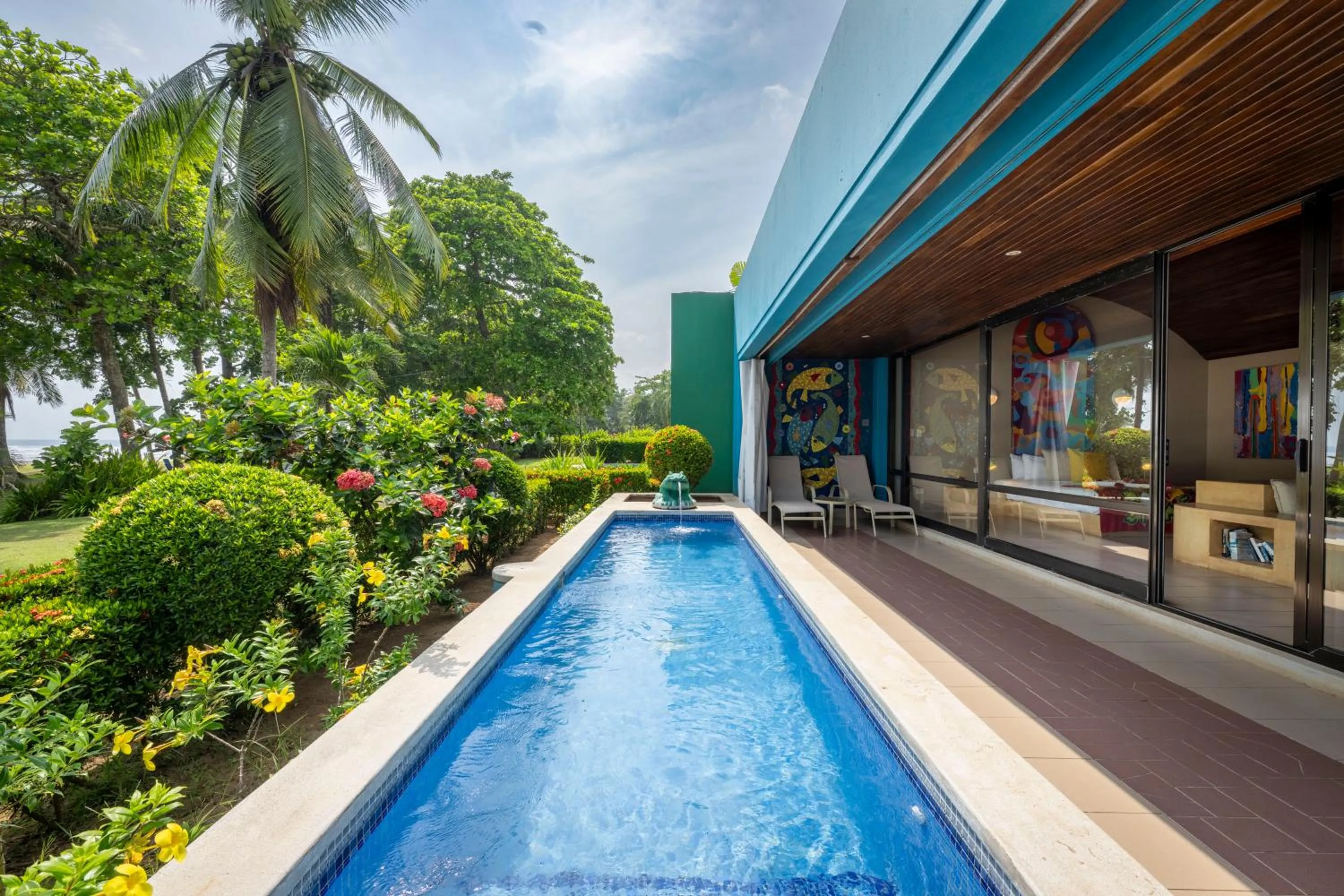 Swimming pool in Alma del Pacifico Hotel & Spa