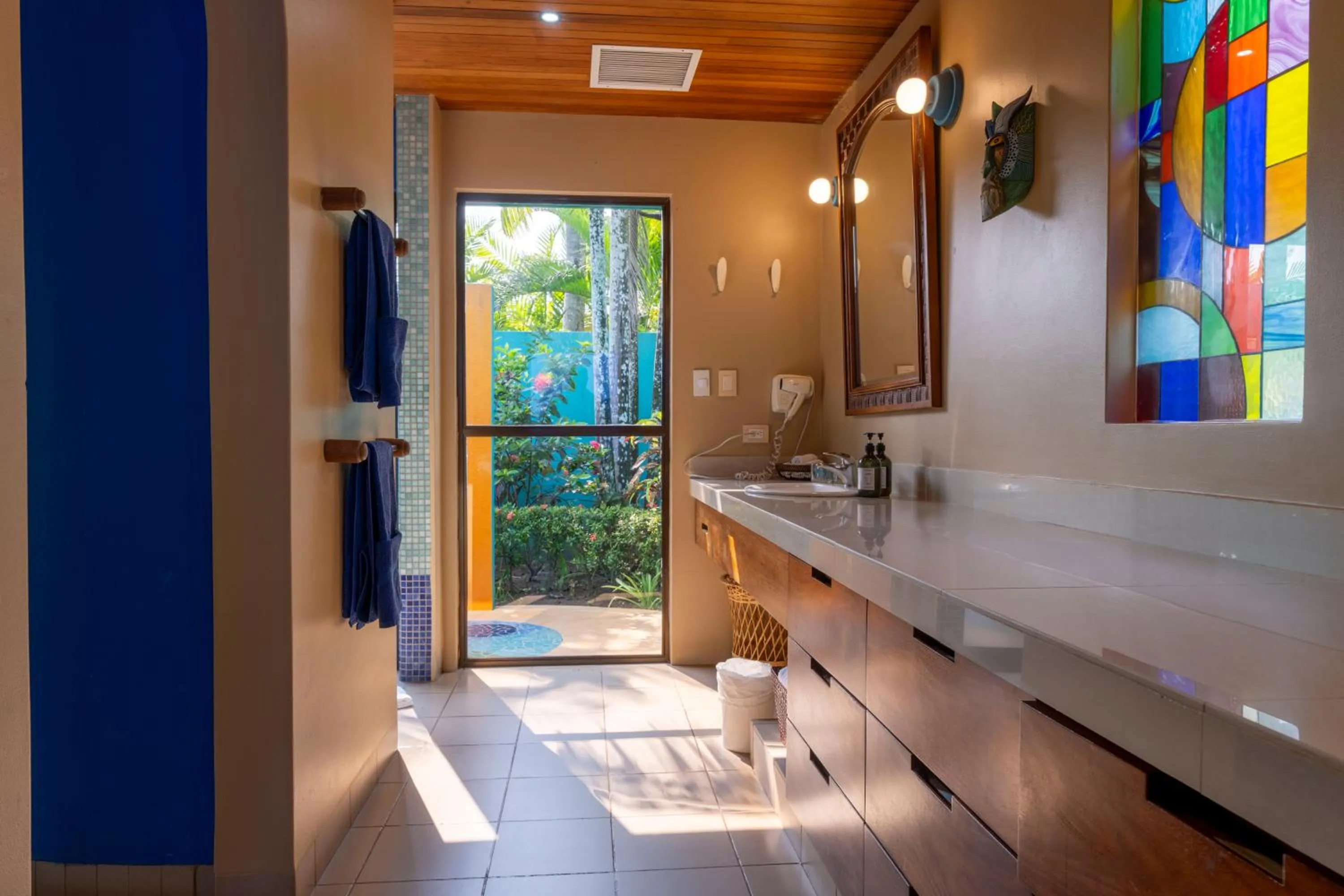 Bathroom in Alma del Pacifico Hotel & Spa