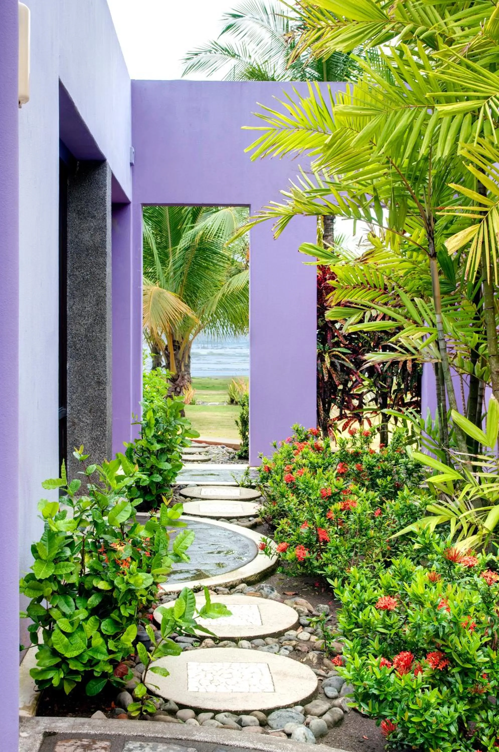 Garden in Alma del Pacifico Hotel & Spa