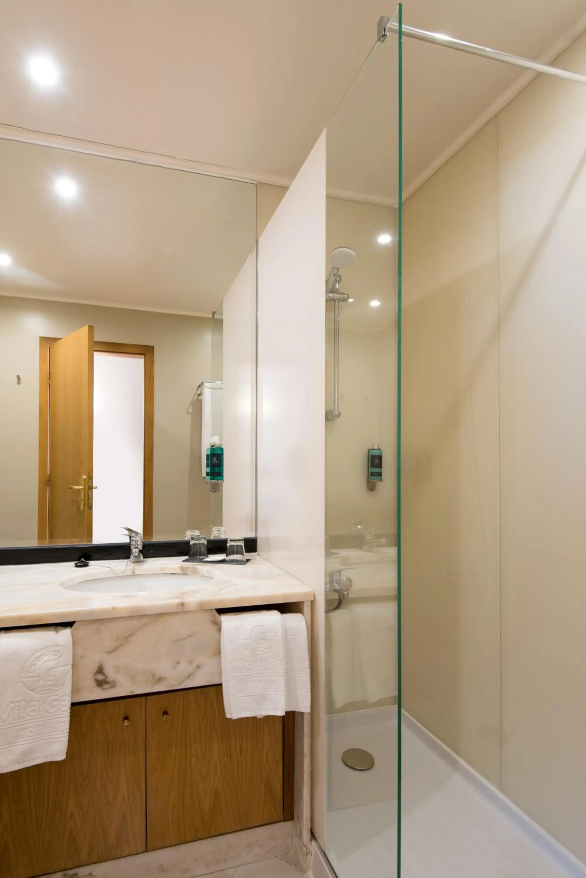 Toilet in Vila Gale Marina