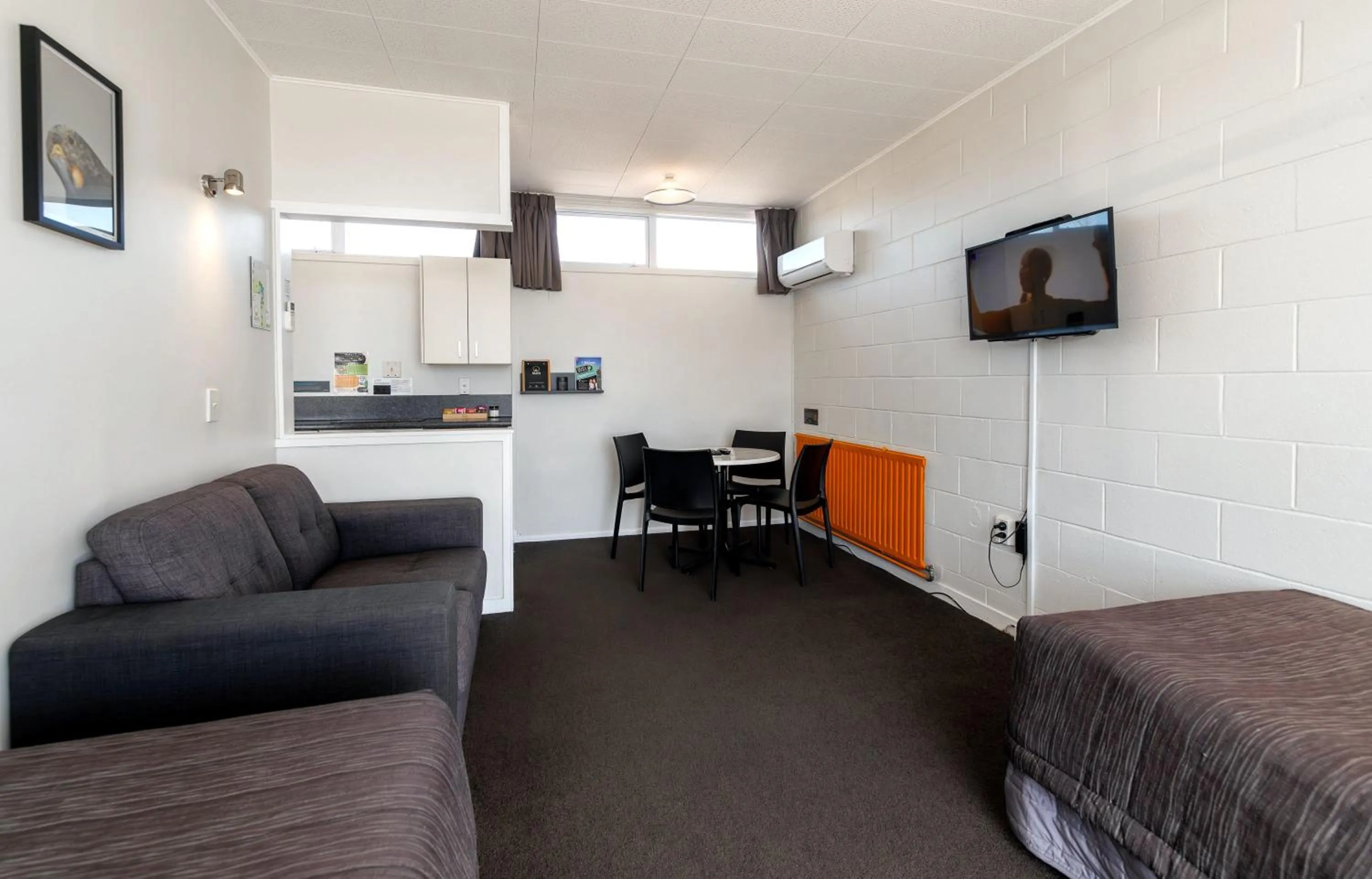 TV and multimedia in Aura Accommodation