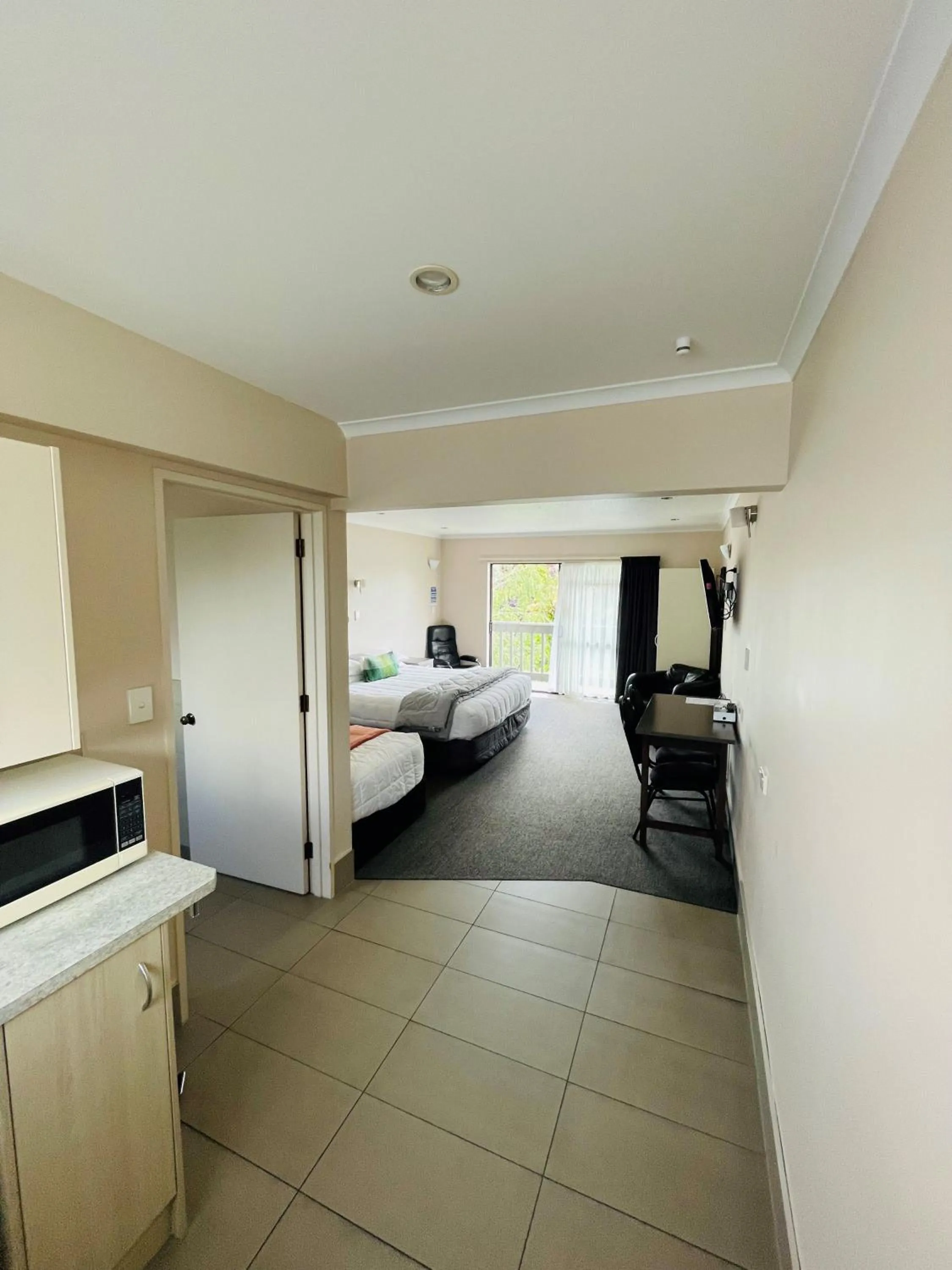 Photo of the whole room, Bed in Kauri Court Motel and Apartments