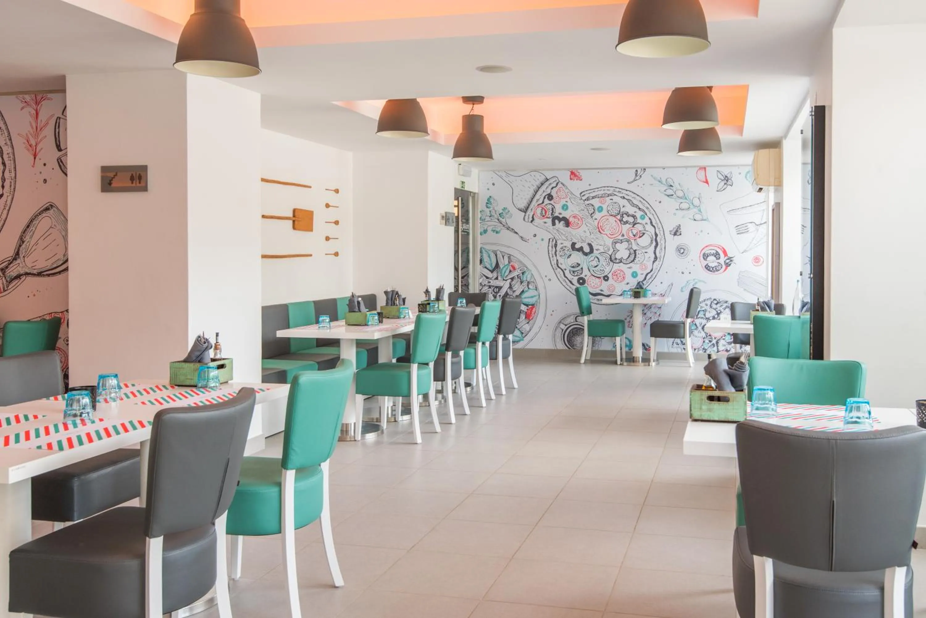 Restaurant/places to eat in Vila Gale Ampalius