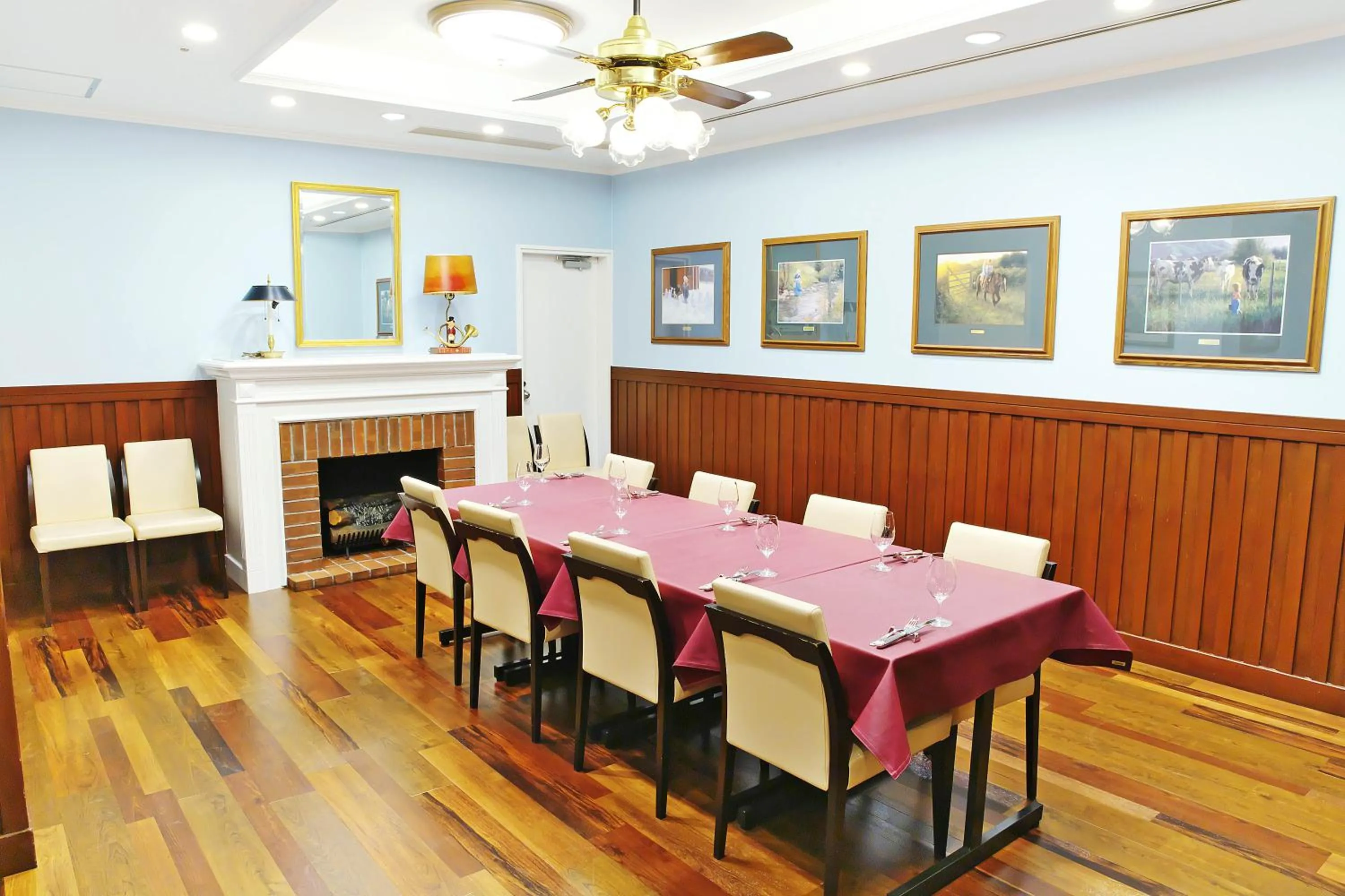 Restaurant/places to eat in Hotel Boston Plaza Kusatsu