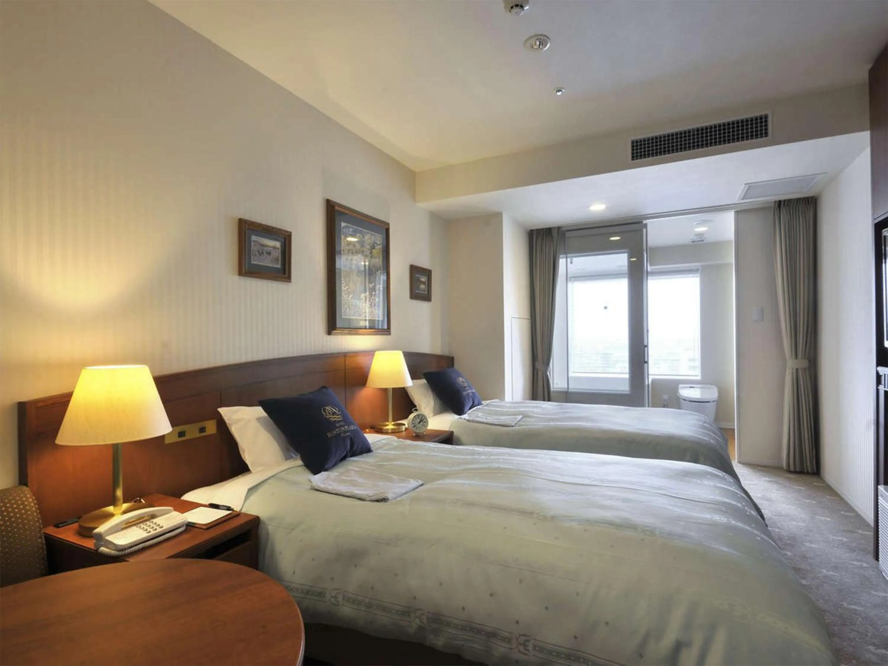 Photo of the whole room, Bed in Hotel Boston Plaza Kusatsu