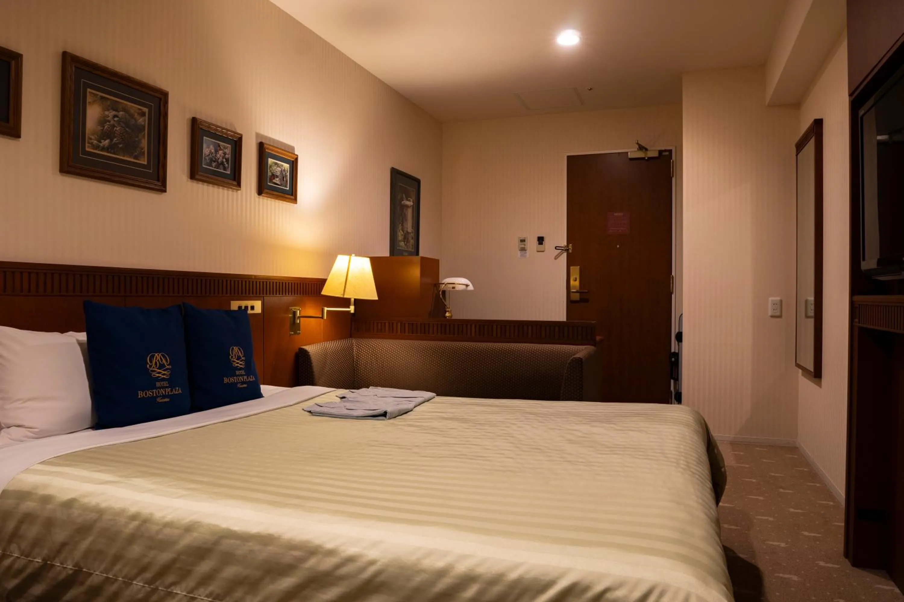 Bed in Hotel Boston Plaza Kusatsu