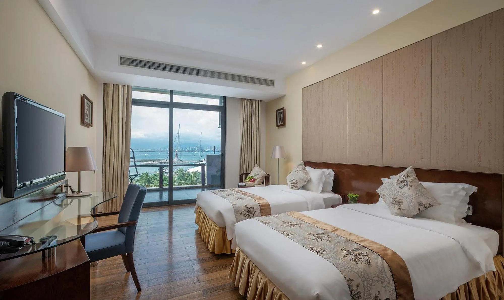 Photo of the whole room in Sanya Serenity Coast Marina Hotel