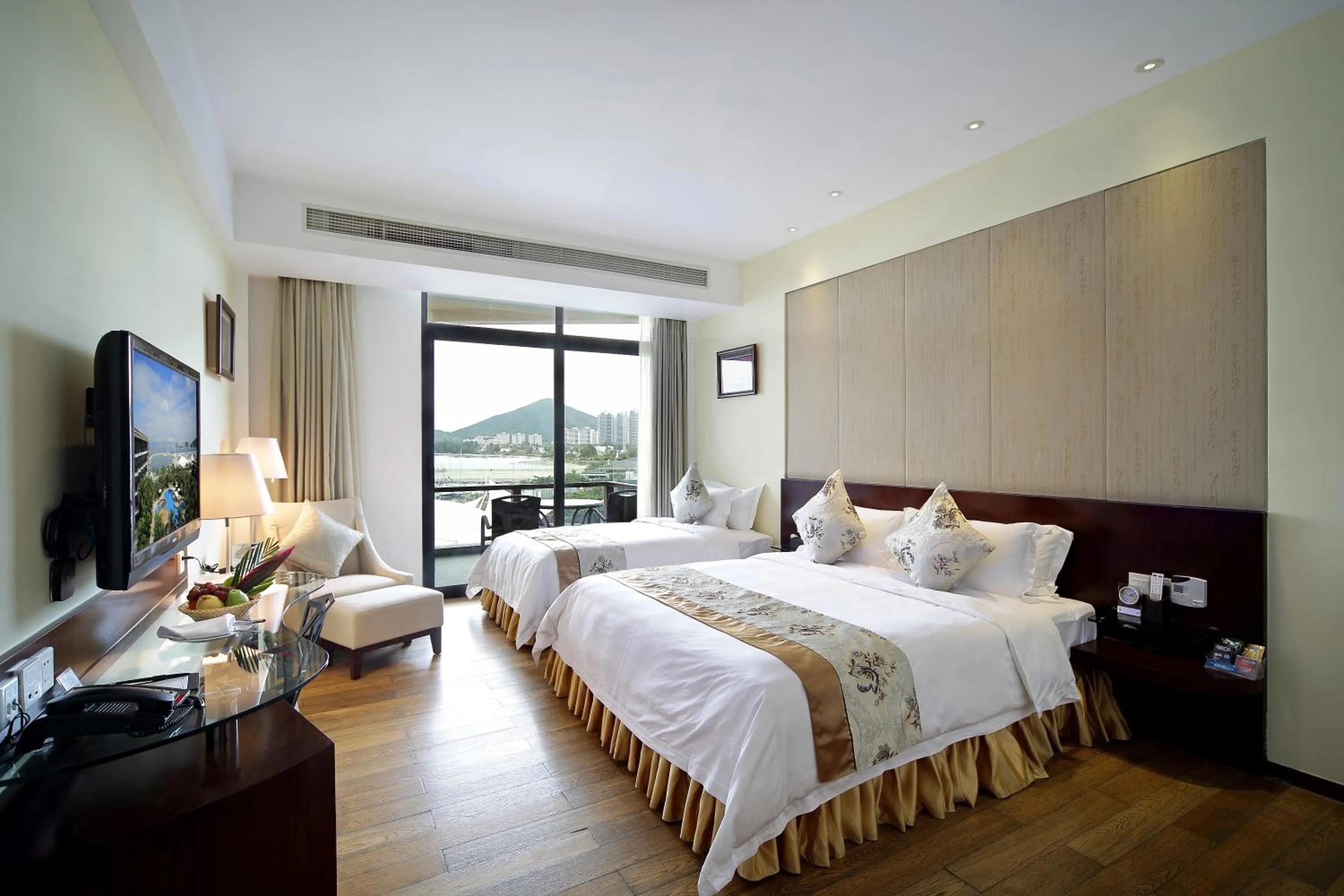 Photo of the whole room in Sanya Serenity Coast Marina Hotel