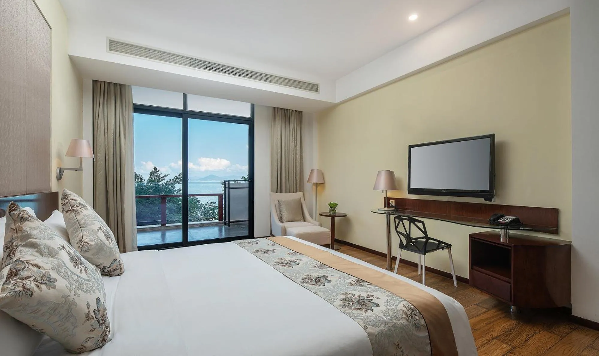 Sea view in Sanya Serenity Coast Marina Hotel