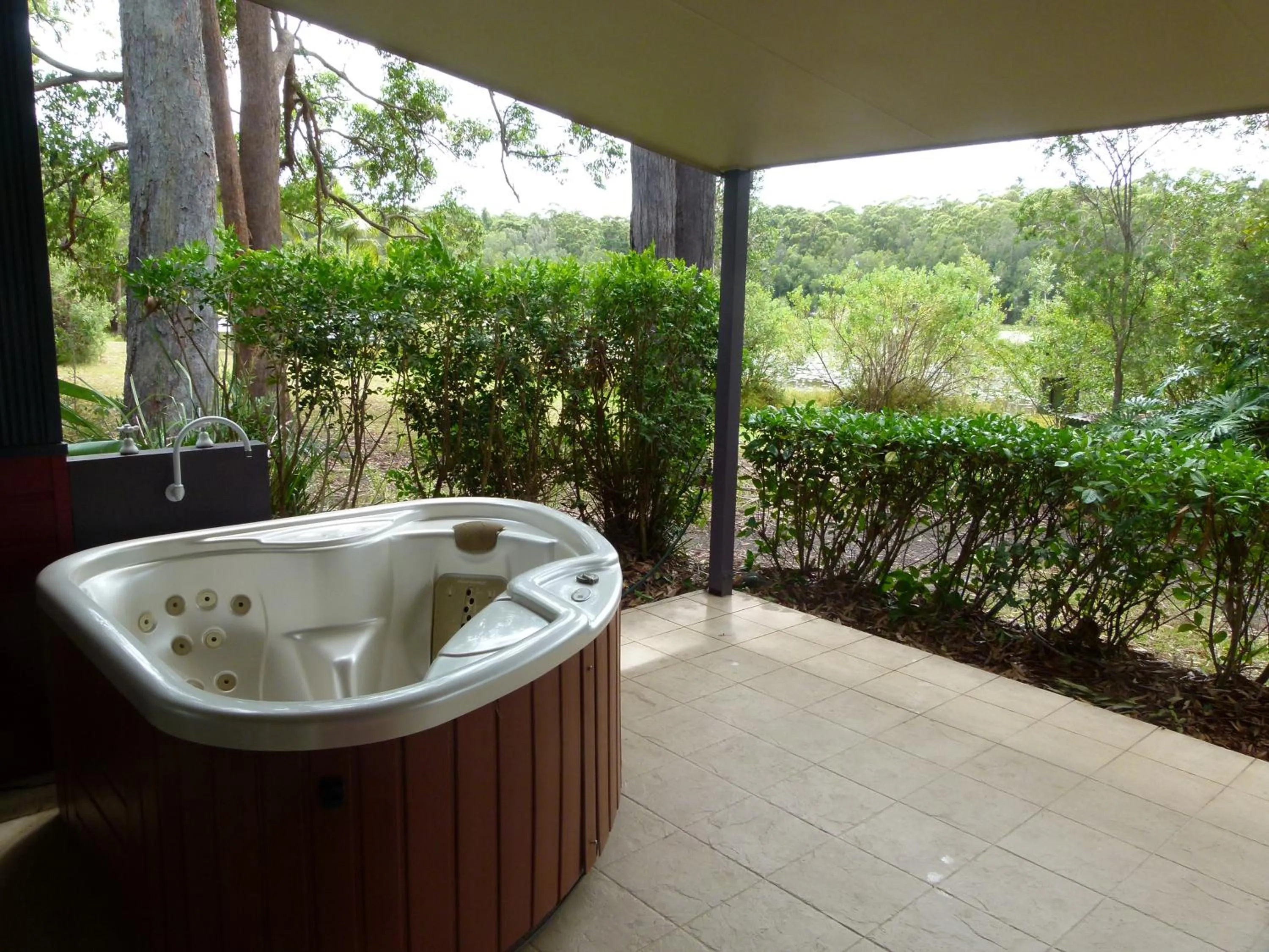 Lake Russell Lakeside Retreat