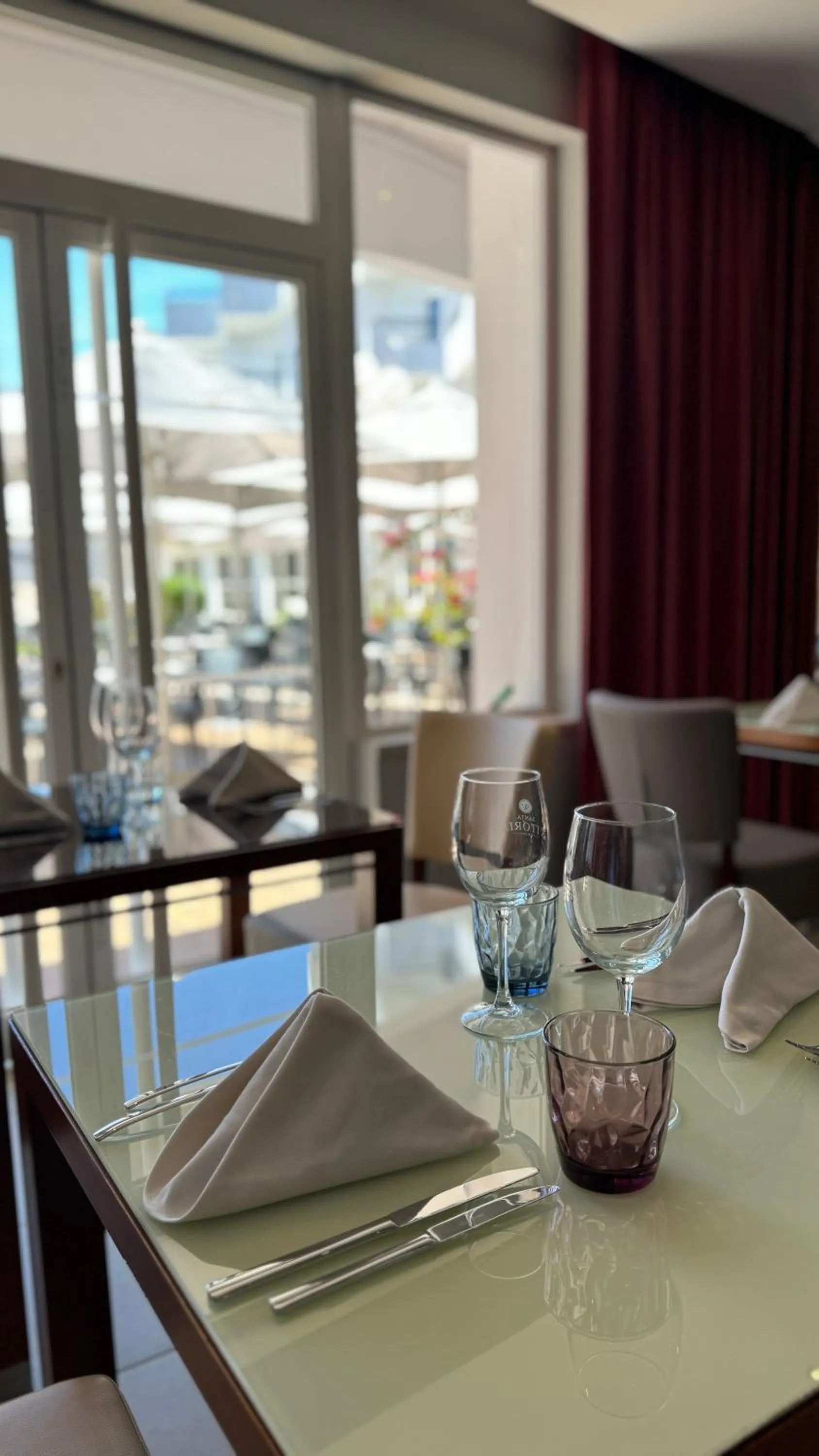 Restaurant/places to eat in Vila Gale Nautico