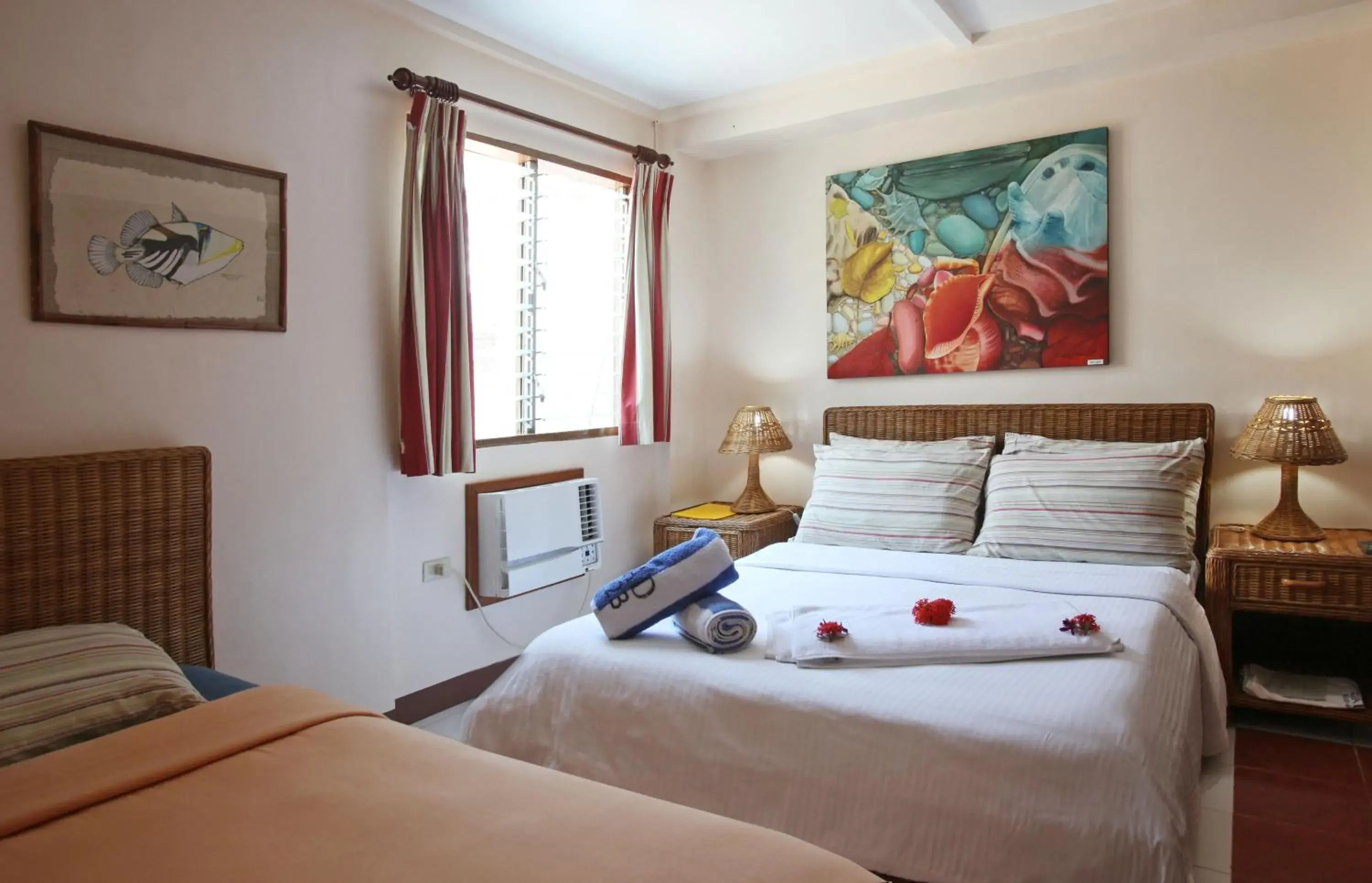 Quadruple Room in El Galleon Beach Resort Quadruple Room in El Galleon Beach Resort