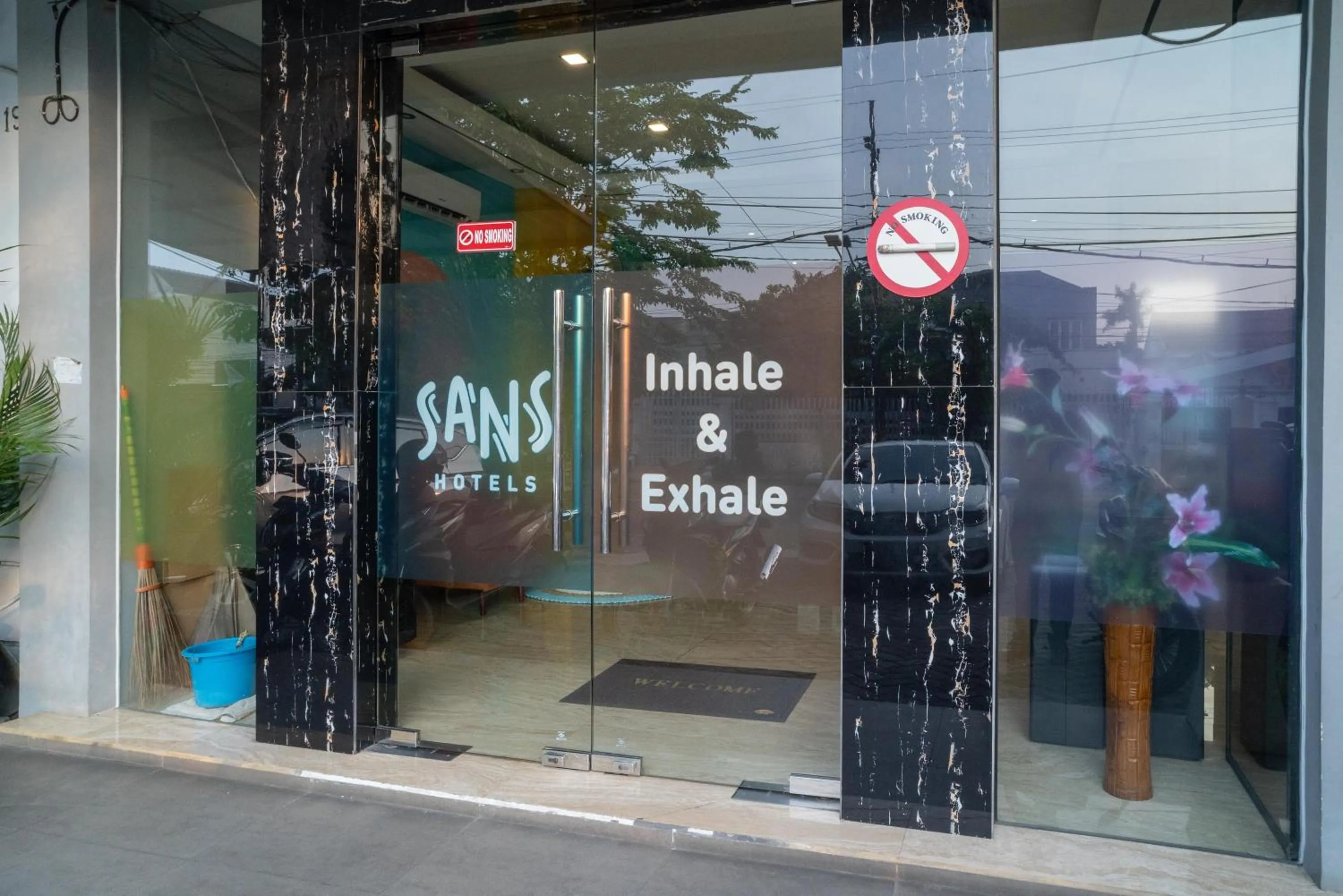 Facade/entrance in Sans Hotel Kupang Indah Surabaya