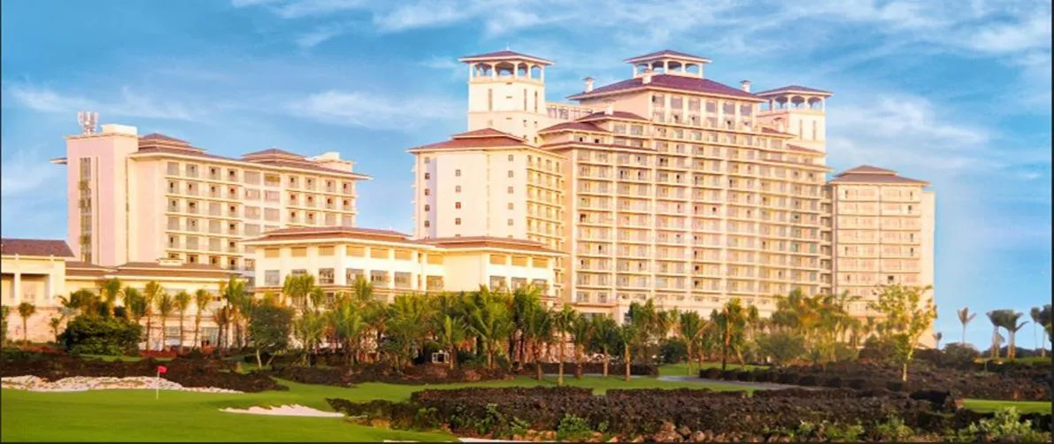 Property building in Mission Hills Resort Haikou