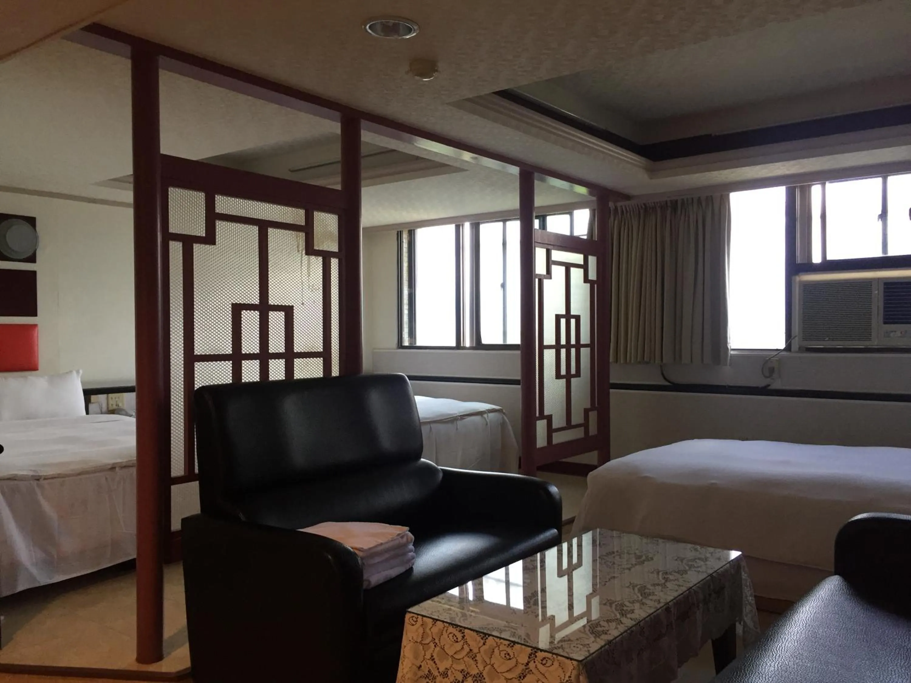 Bed in King Lo Tung Hotel