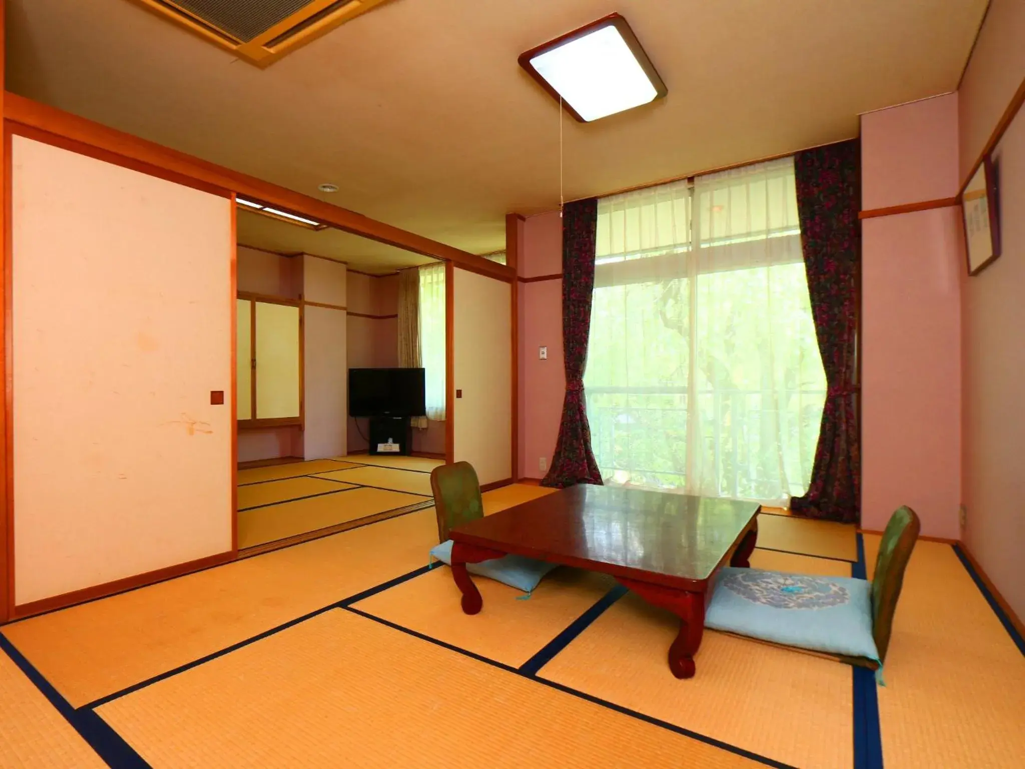 Japanese-Style Quadruple Room in Guestroom Garden Azumino Japanese-Style Quadruple Room in Guestroom Garden Azumino
