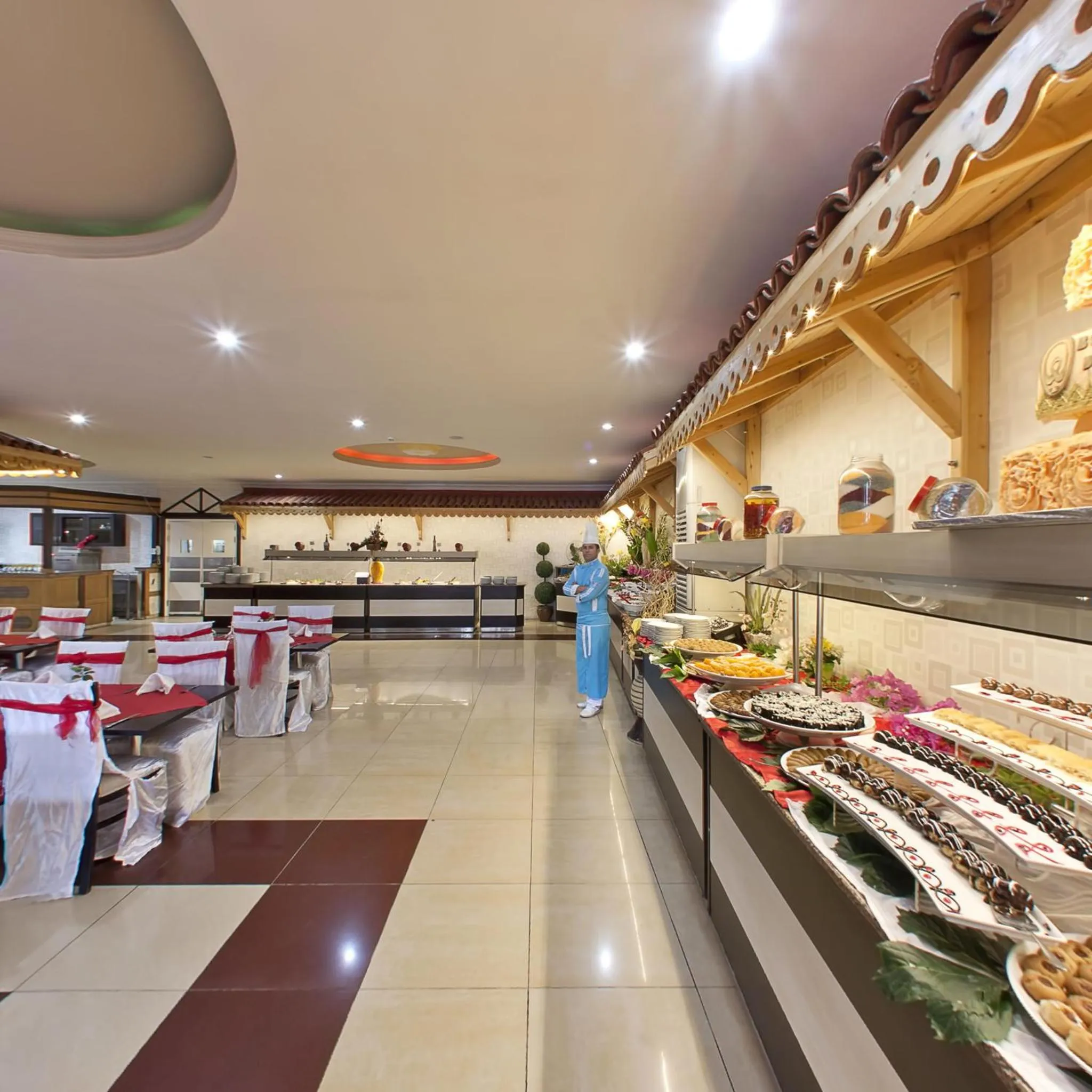 Restaurant/places to eat in Lims Bona Dea Beach Hotel