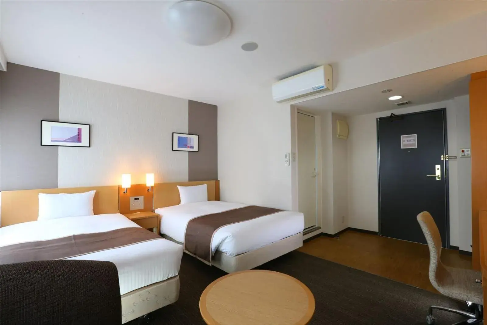Twin Room (Two 47 in Beds) - single occupancy - Non-Smoking in Hotel Hokke Club Oita Twin Room (Two 47 in Beds) - single occupancy - Non-Smoking in Hotel Hokke Club Oita