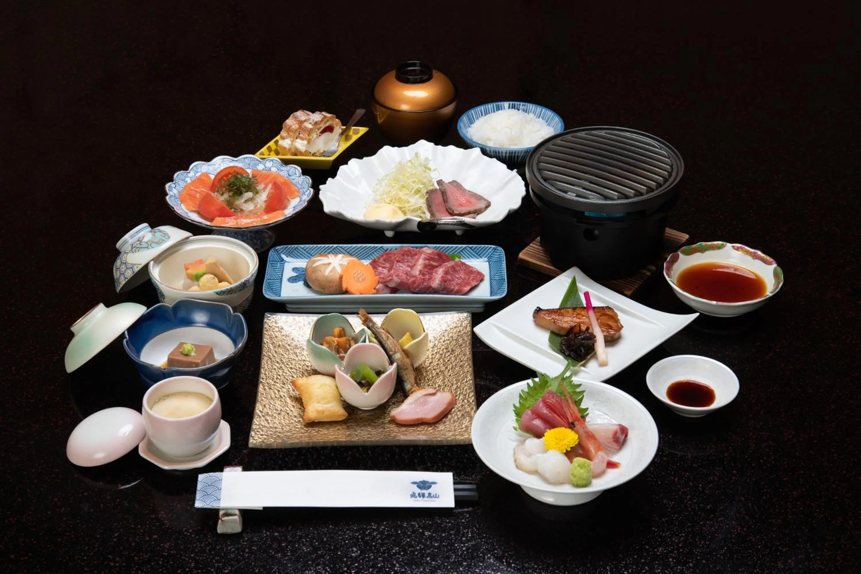 Dinner in Hidatakayama Futarishizuka Hakuun