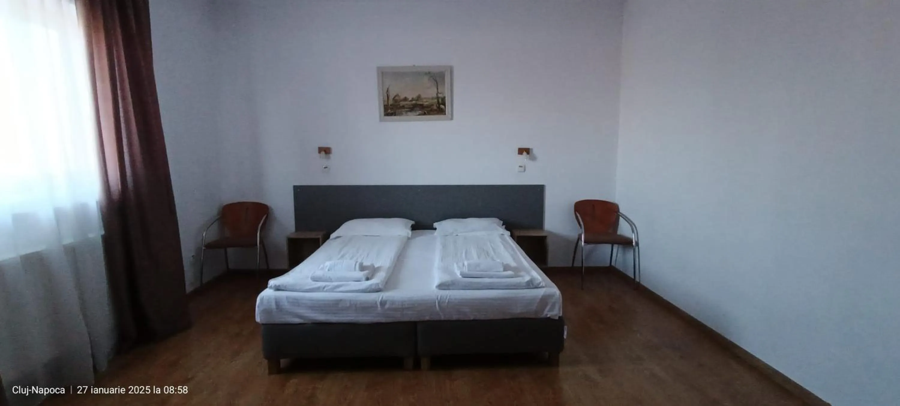 Bedroom, Bed in Hotel Liliacul