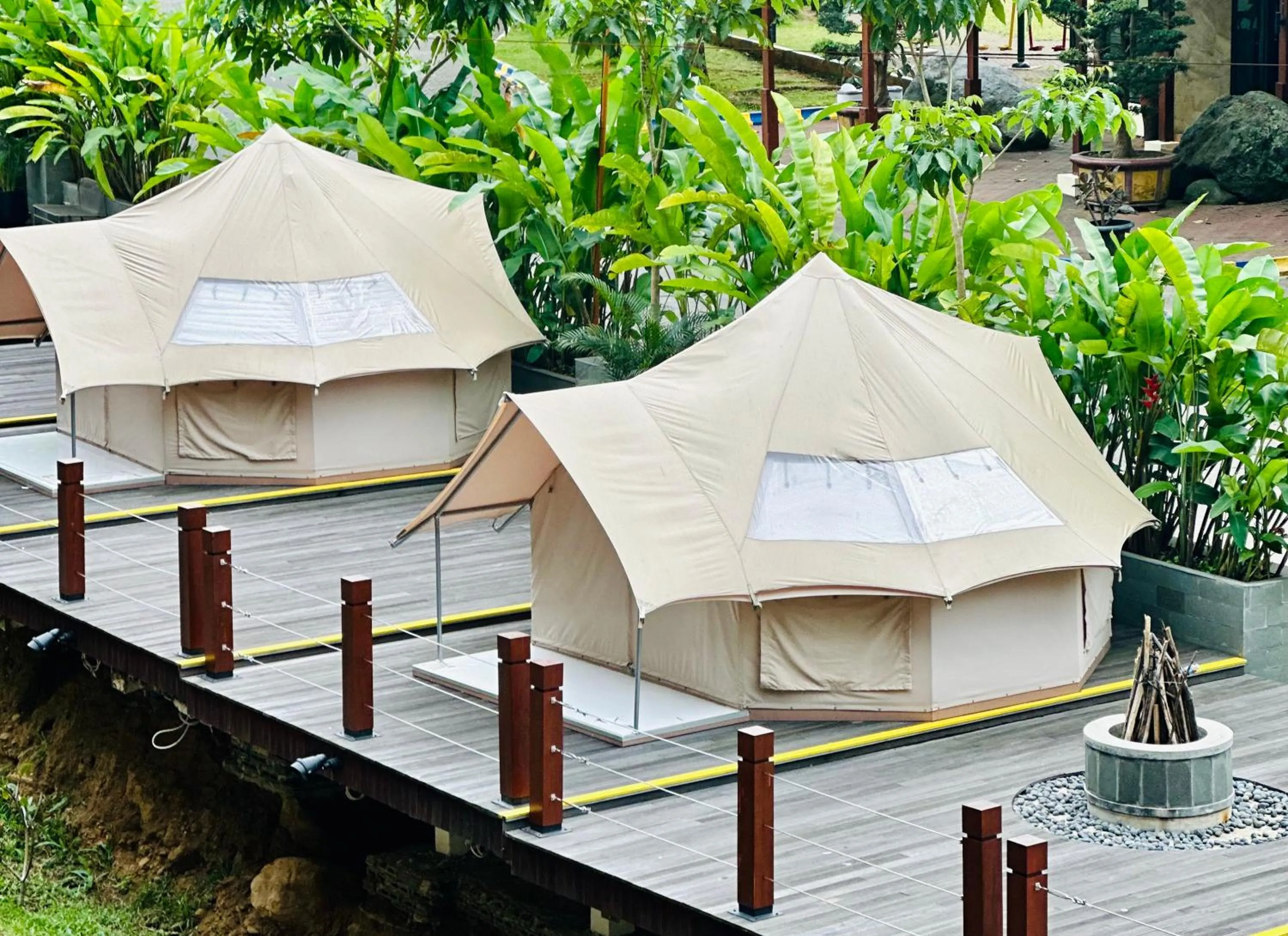 Patio in JSI Resort Megamendung