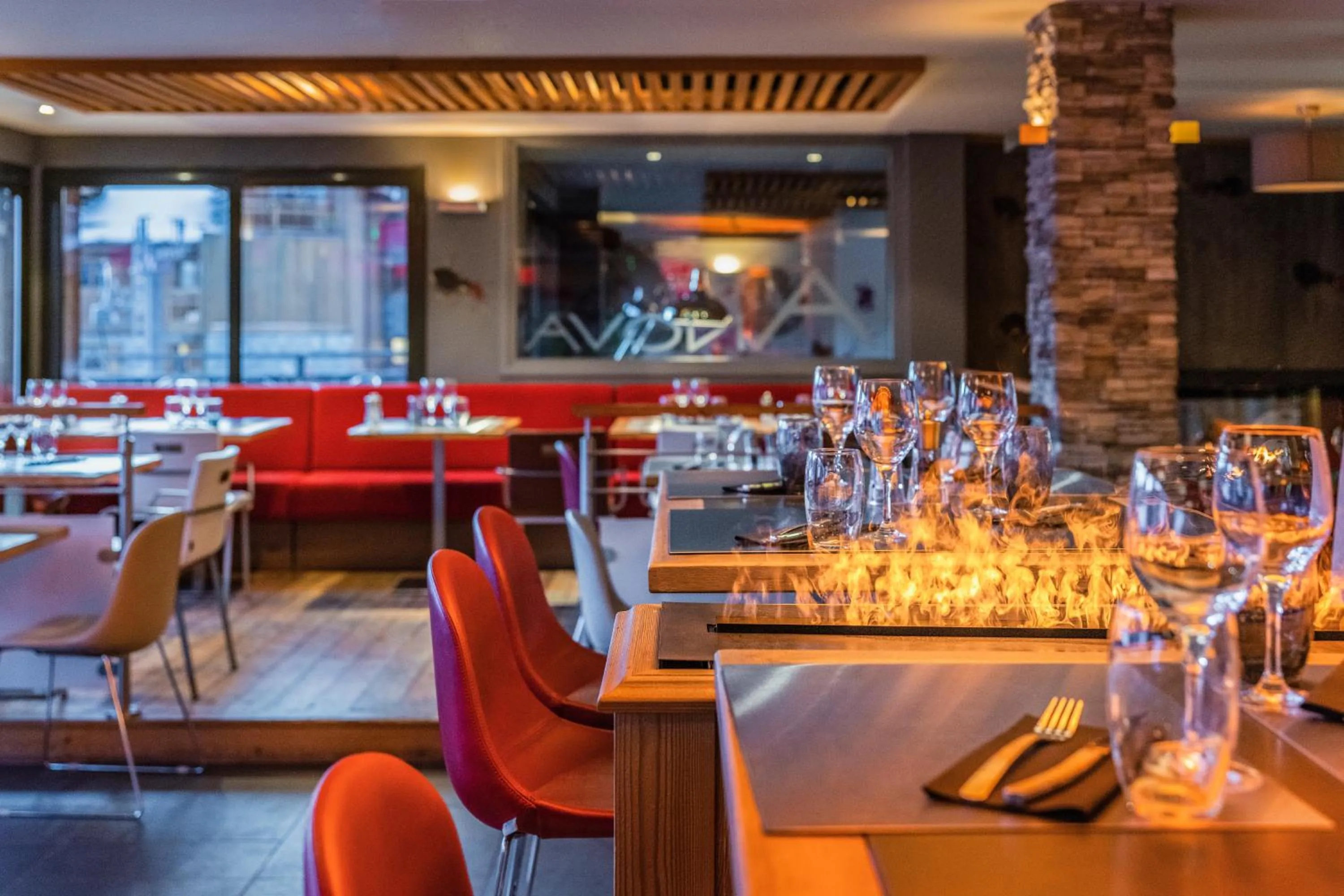 Restaurant/places to eat in Anova Hotel & Spa