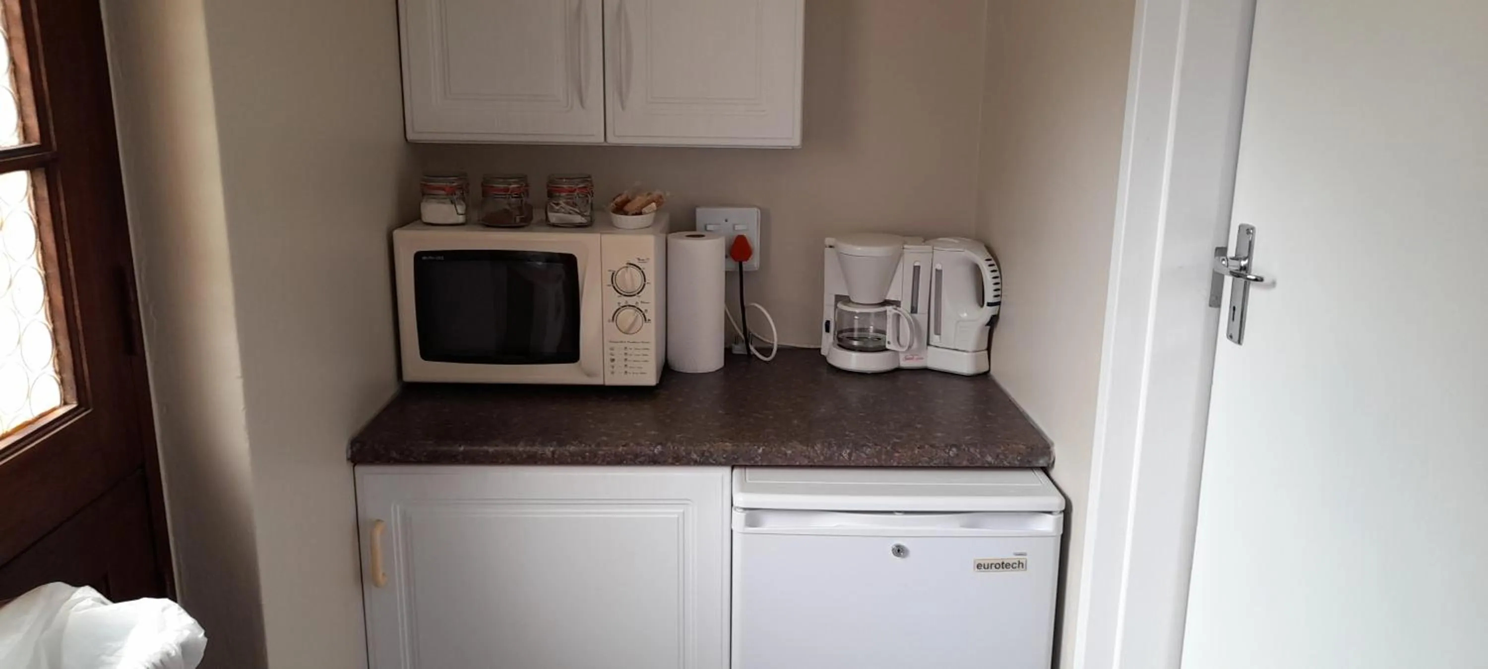 Easy Five Guest House