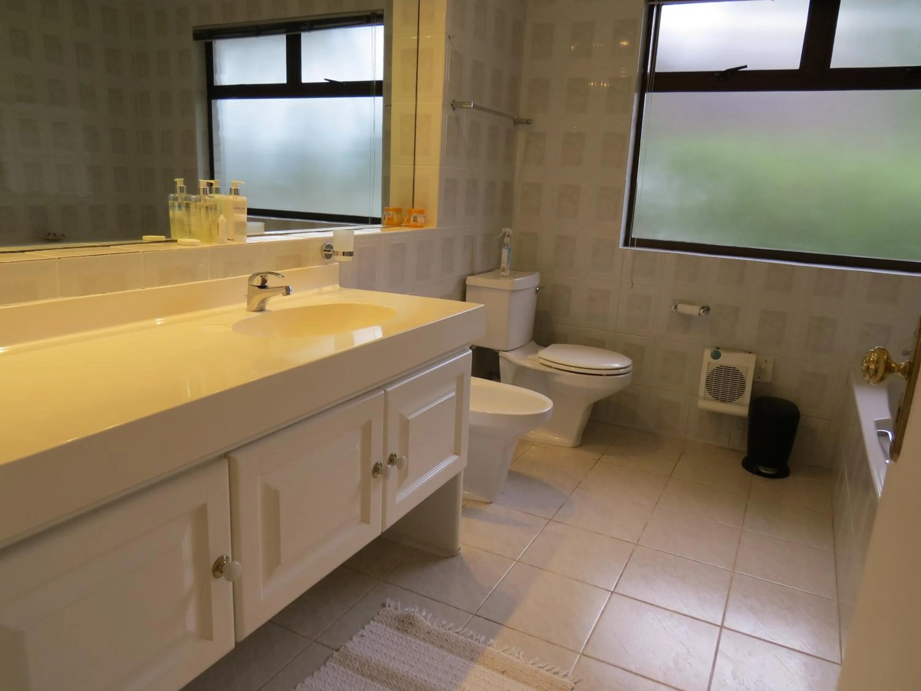 Easy Five Guest House