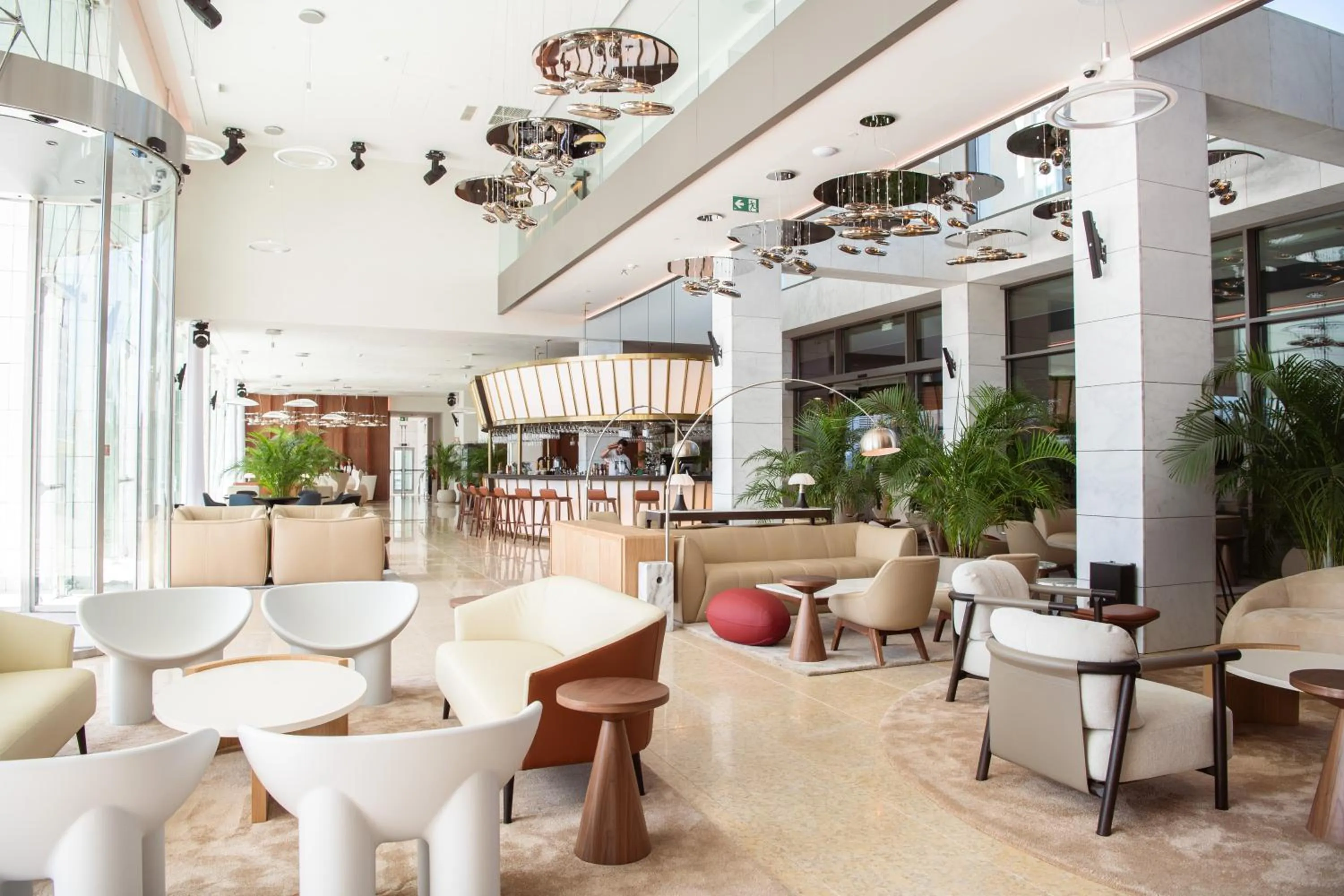 Lounge or bar in EVOLUTION Cascais-Estoril Hotel