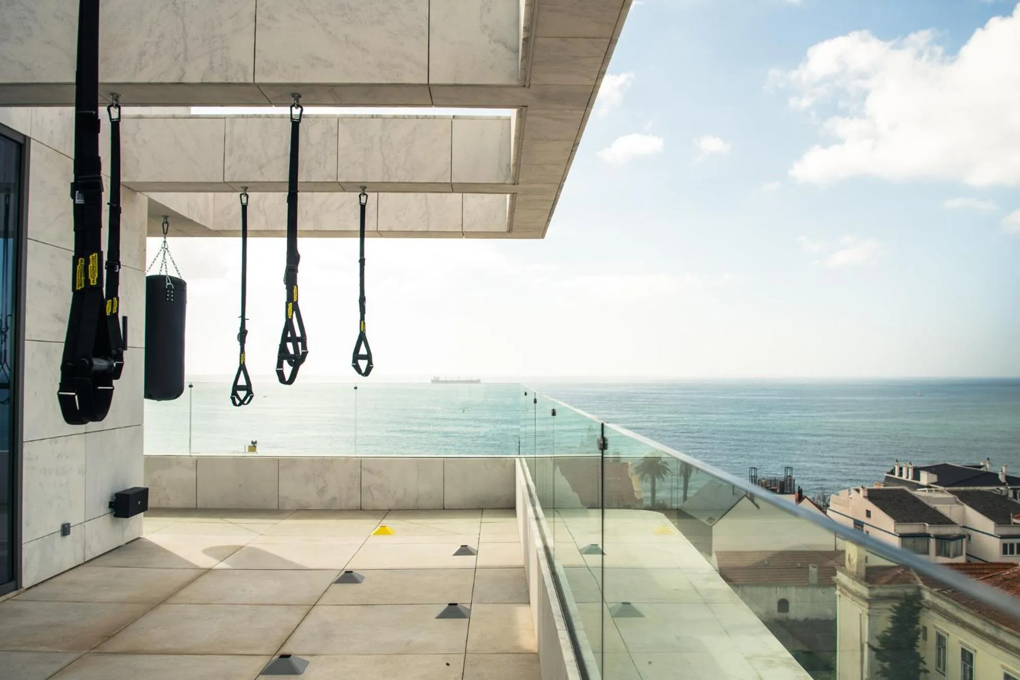 Fitness centre/facilities in EVOLUTION Cascais-Estoril Hotel