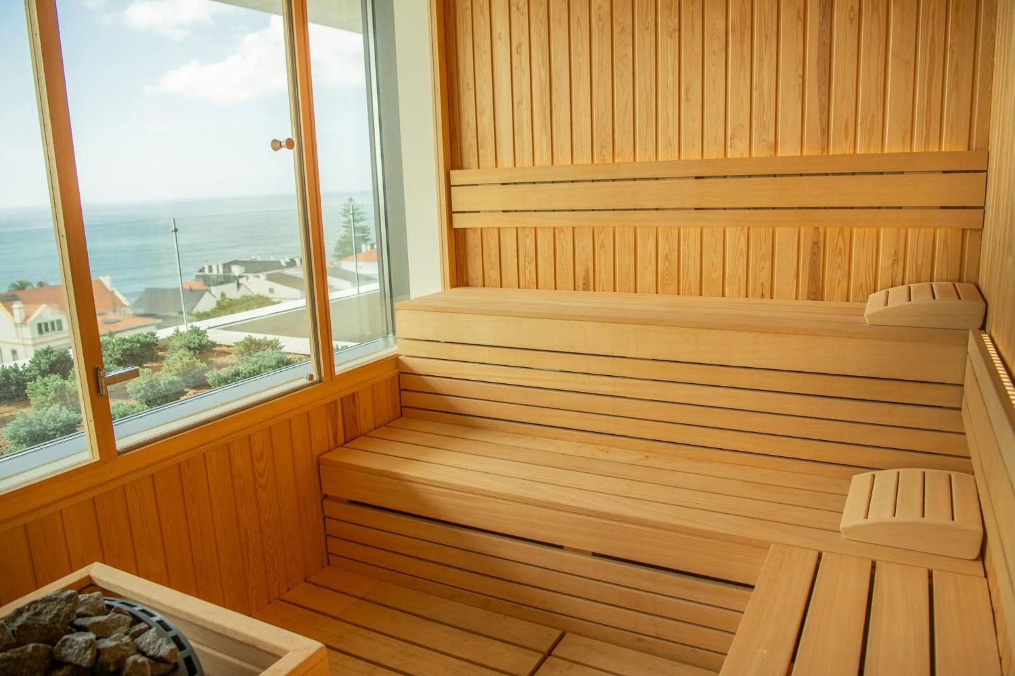 Sauna in EVOLUTION Cascais-Estoril Hotel