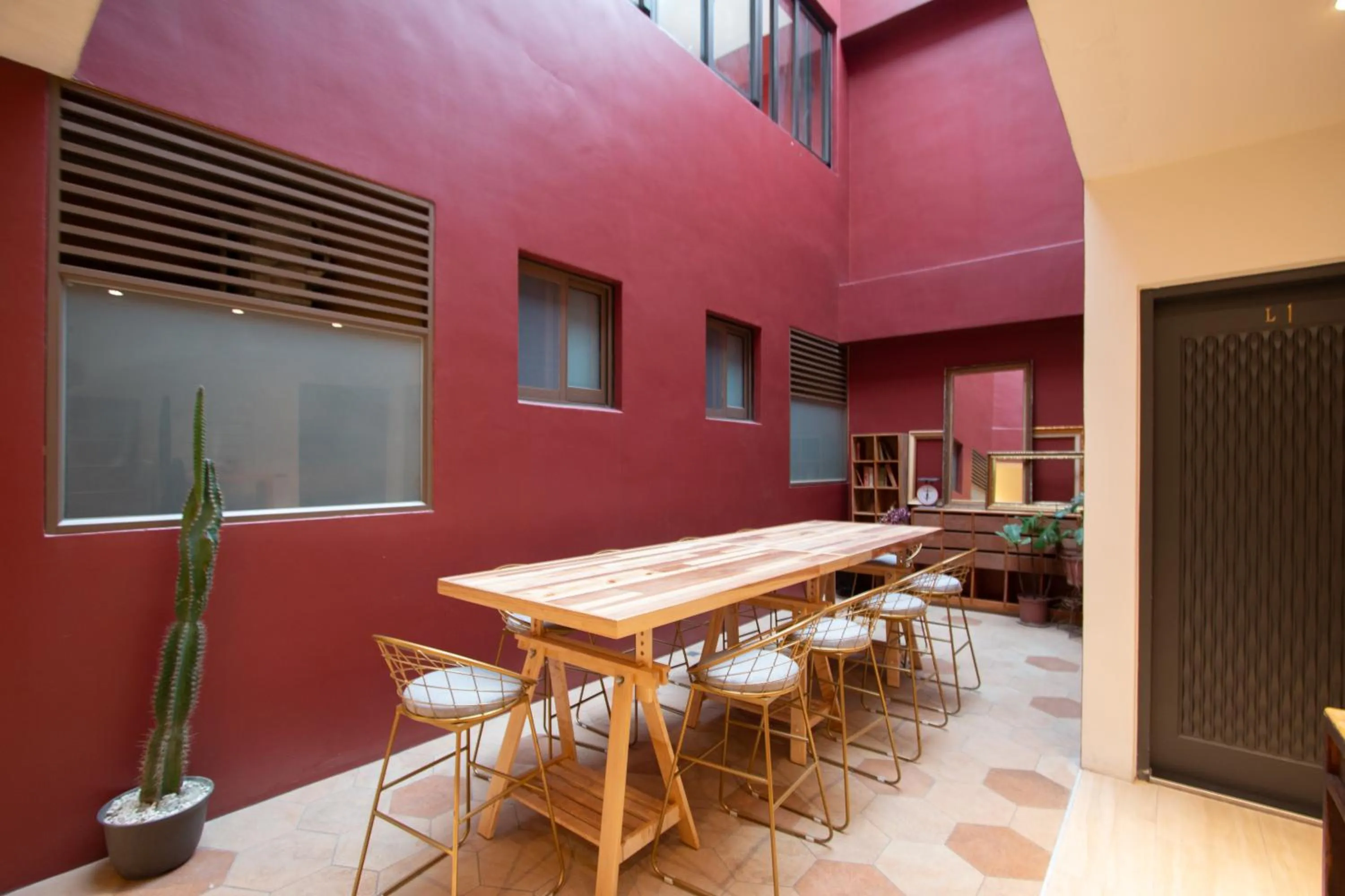 Lounge or bar in Love Inn