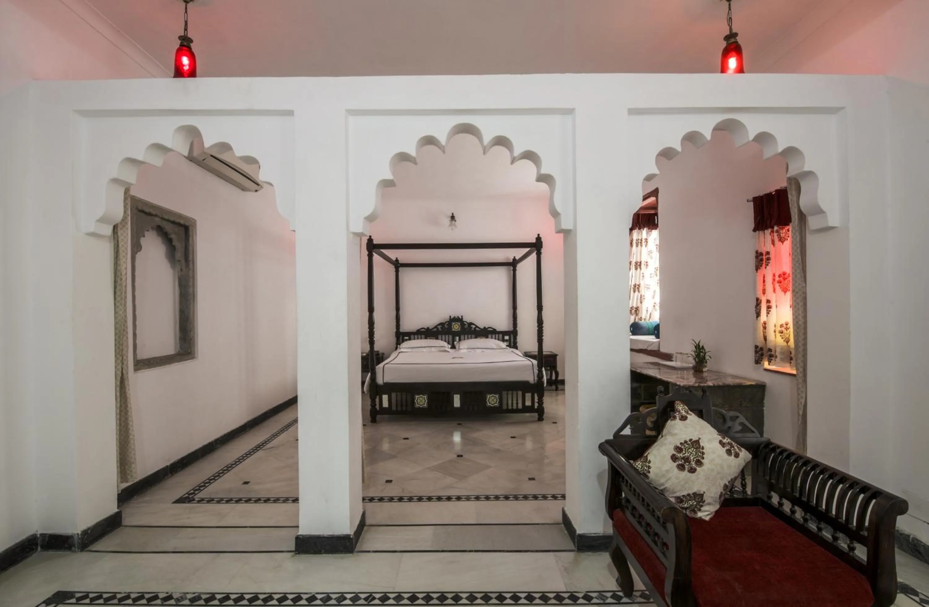 Bed in Shahpura Kumbhal Villas