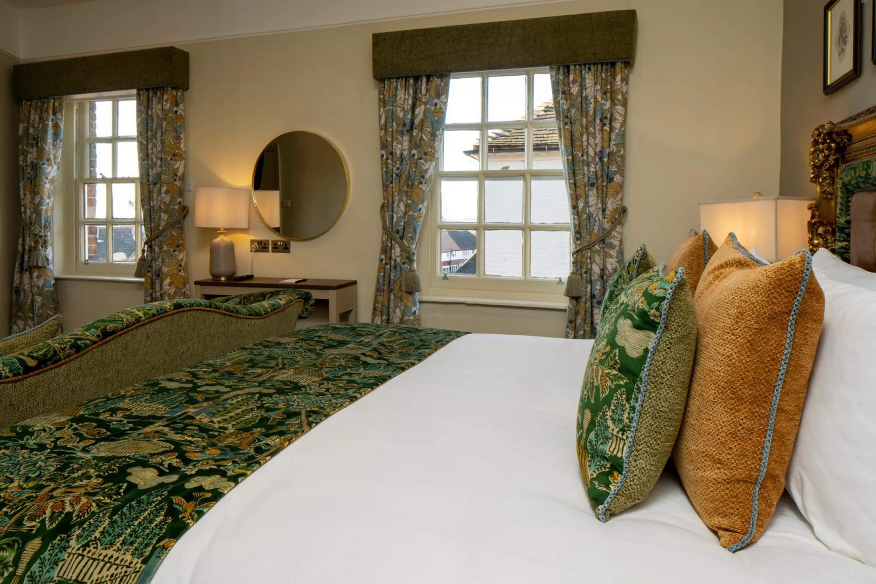Bedroom, Bed in The Warwick Arms Hotel - The Coaching Inn Group