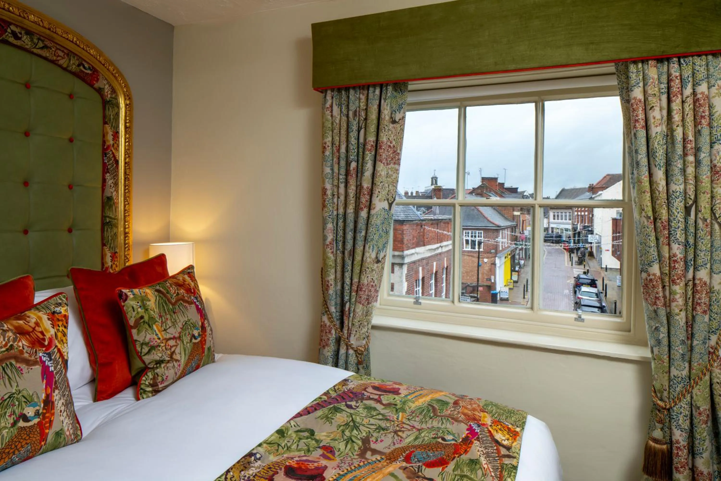 Bedroom, Bed in The Warwick Arms Hotel - The Coaching Inn Group