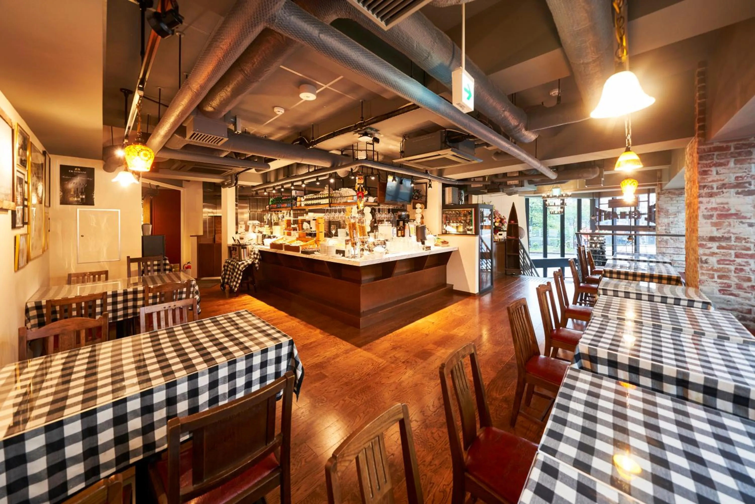 Restaurant/places to eat in Hotel Resol Yokohama Sakuragicho