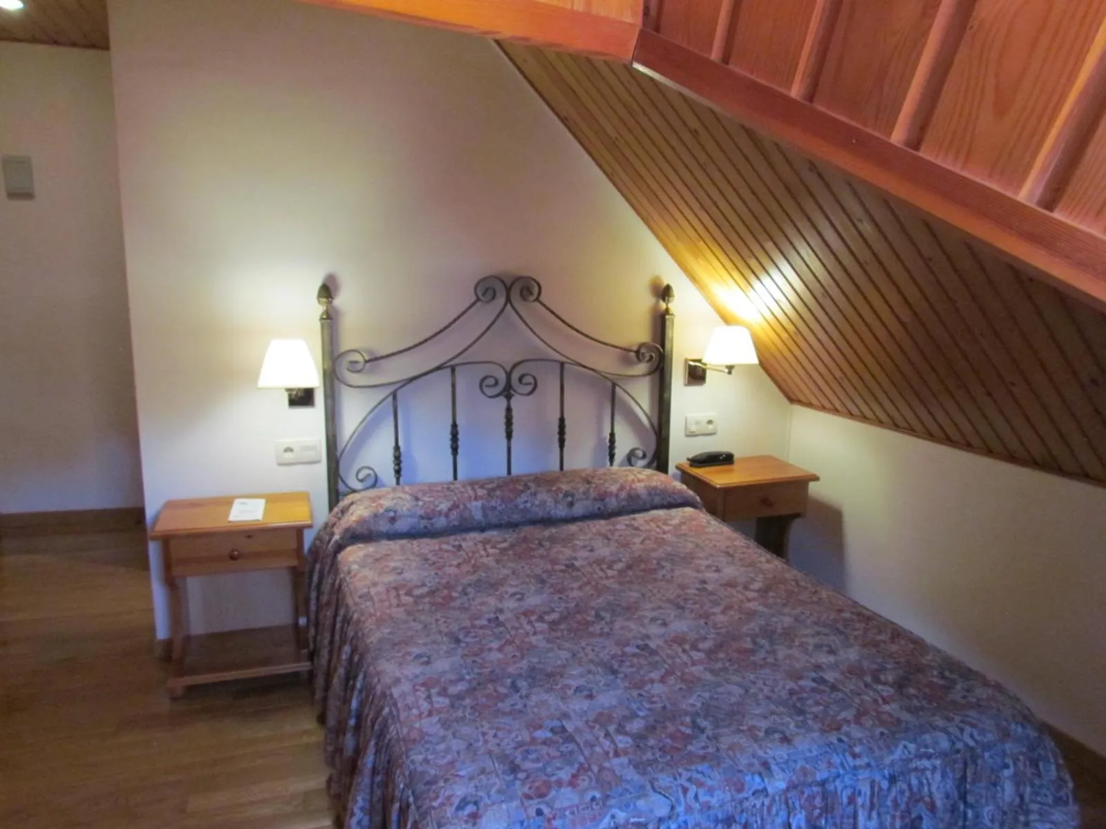 Bed in Hotel Las Nieves