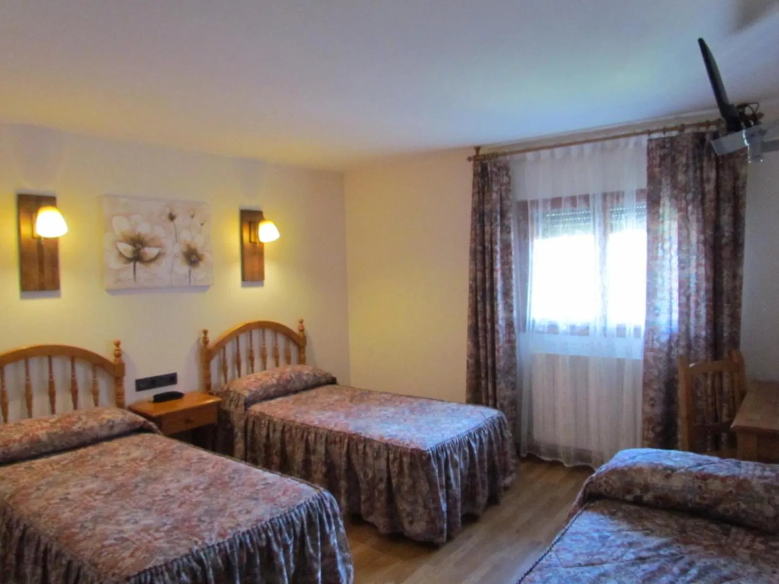 Bed in Hotel Las Nieves